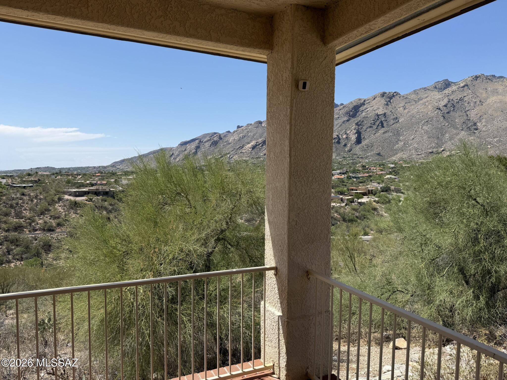 Alta Vista (99-145) - Residential Lease