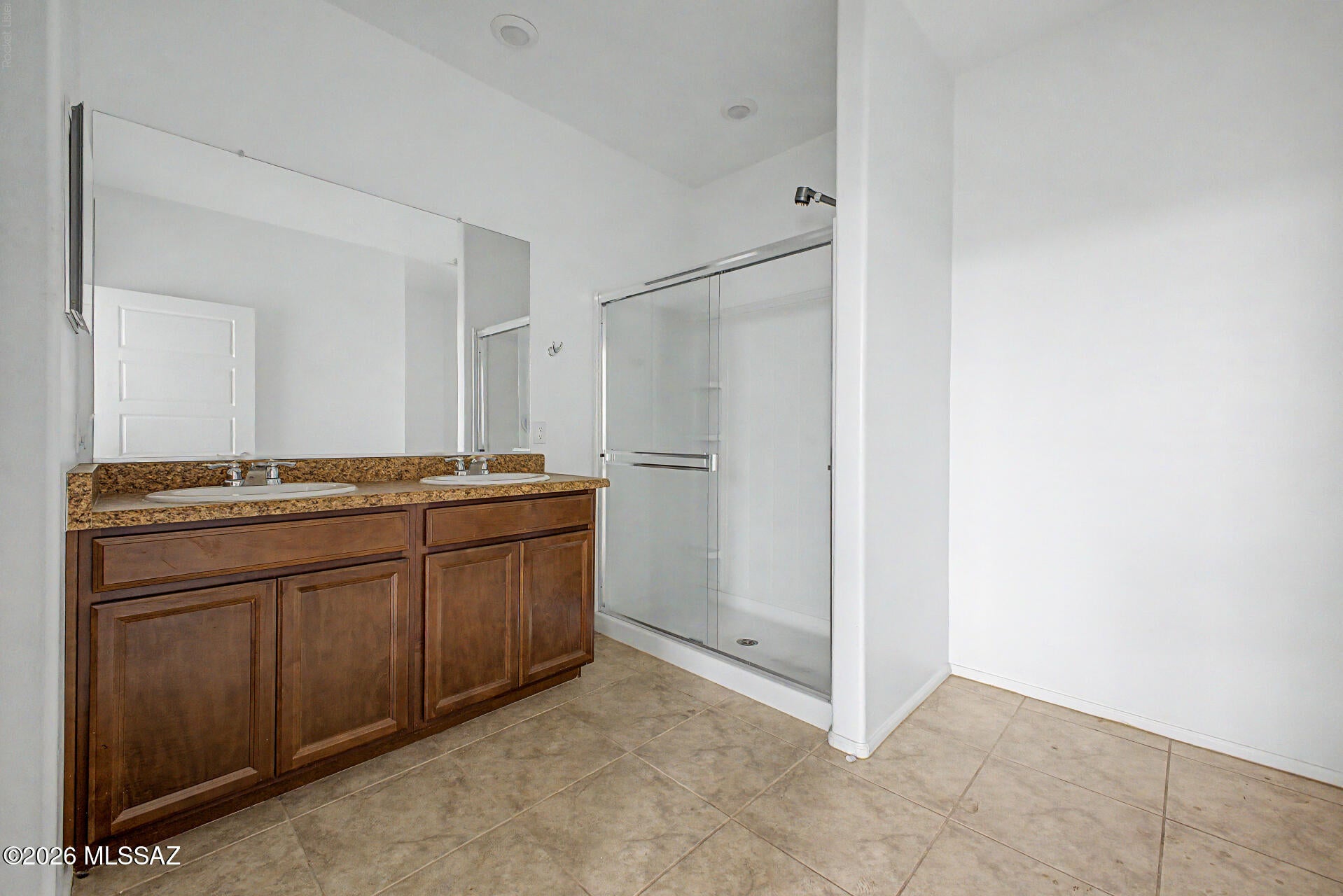 Valencia Crossing - Residential