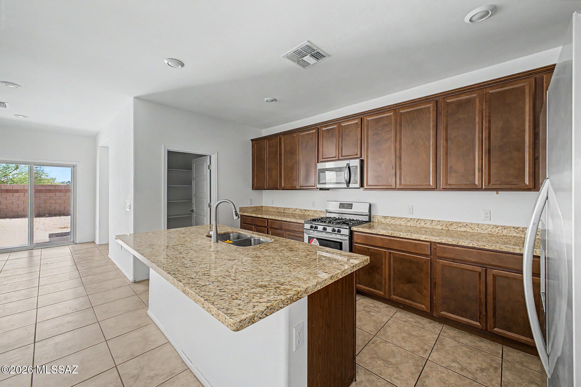 Valencia Crossing - Residential