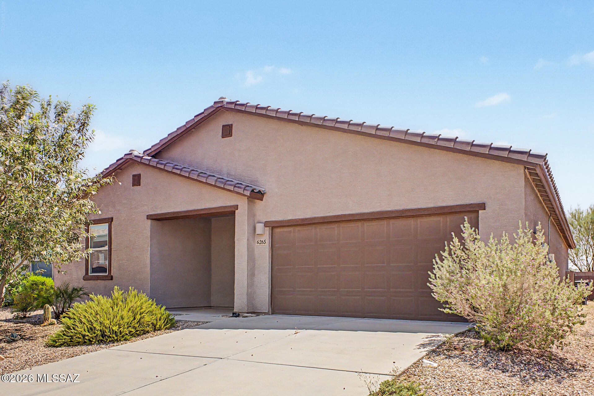 Valencia Crossing - Residential