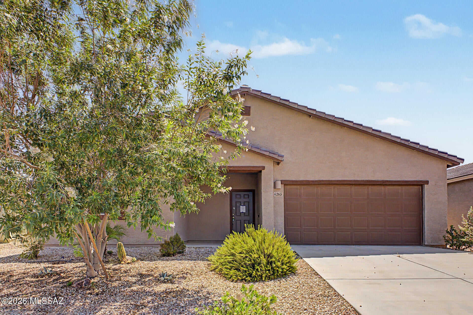 Valencia Crossing - Residential