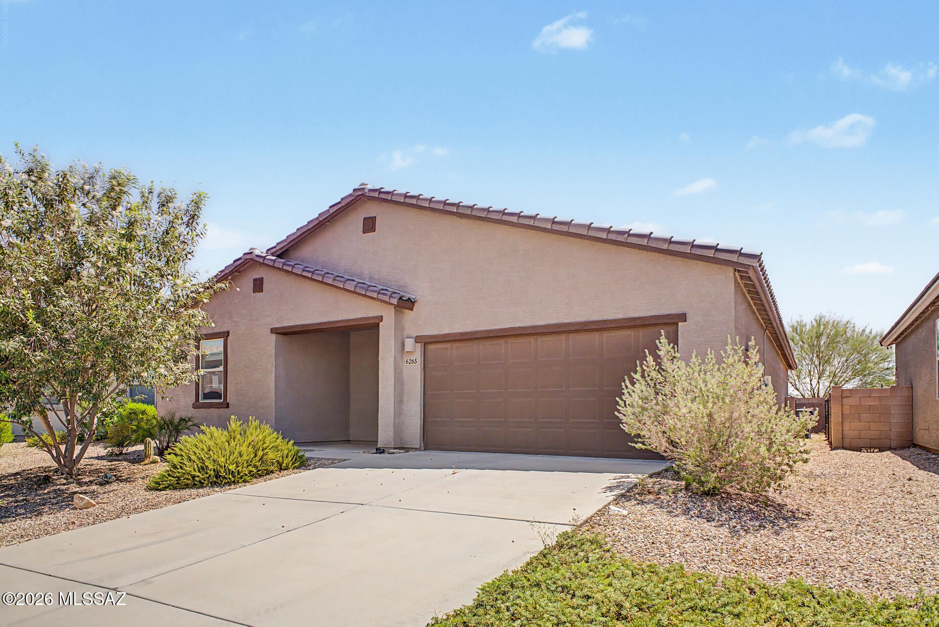 Valencia Crossing - Residential
