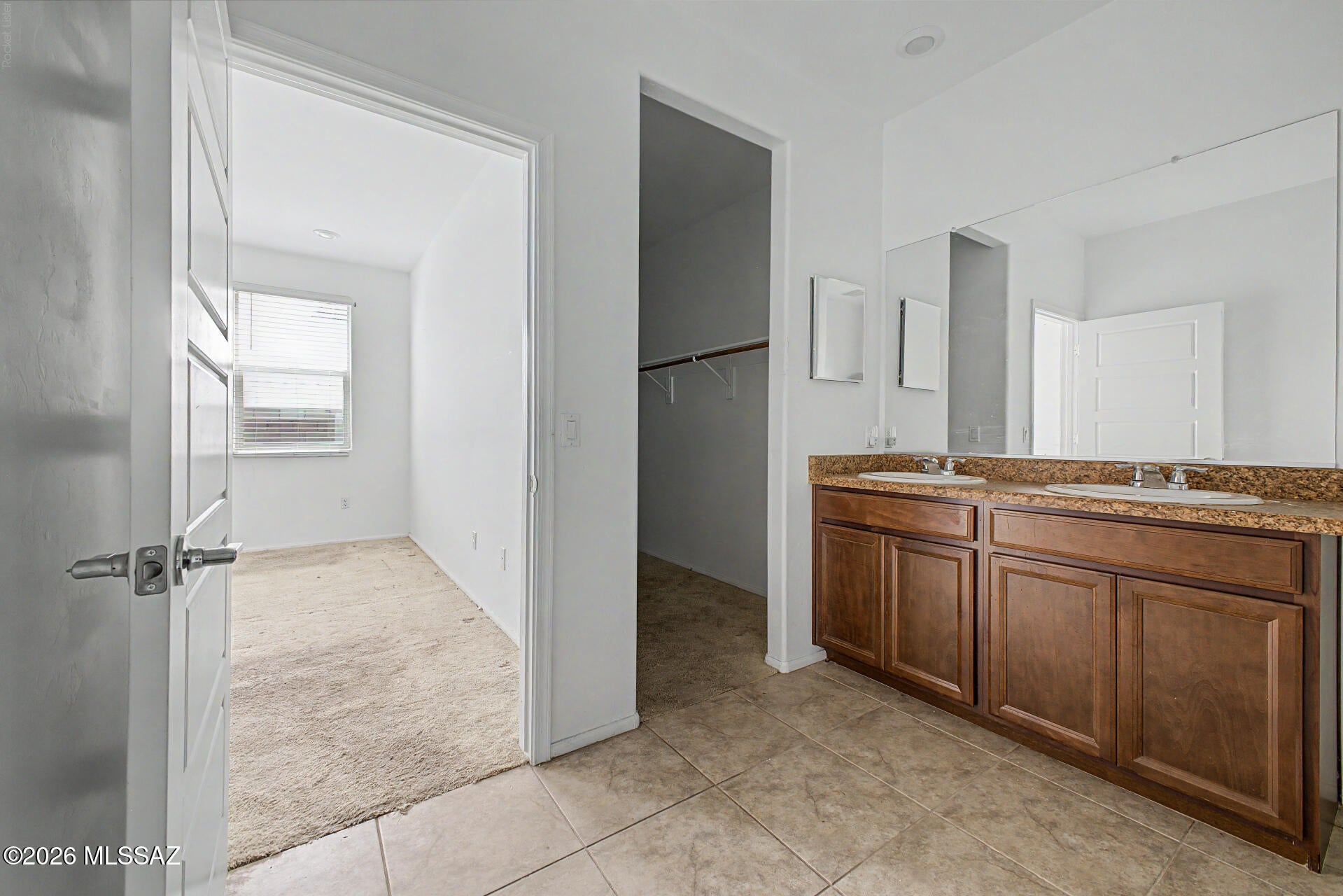 Valencia Crossing - Residential