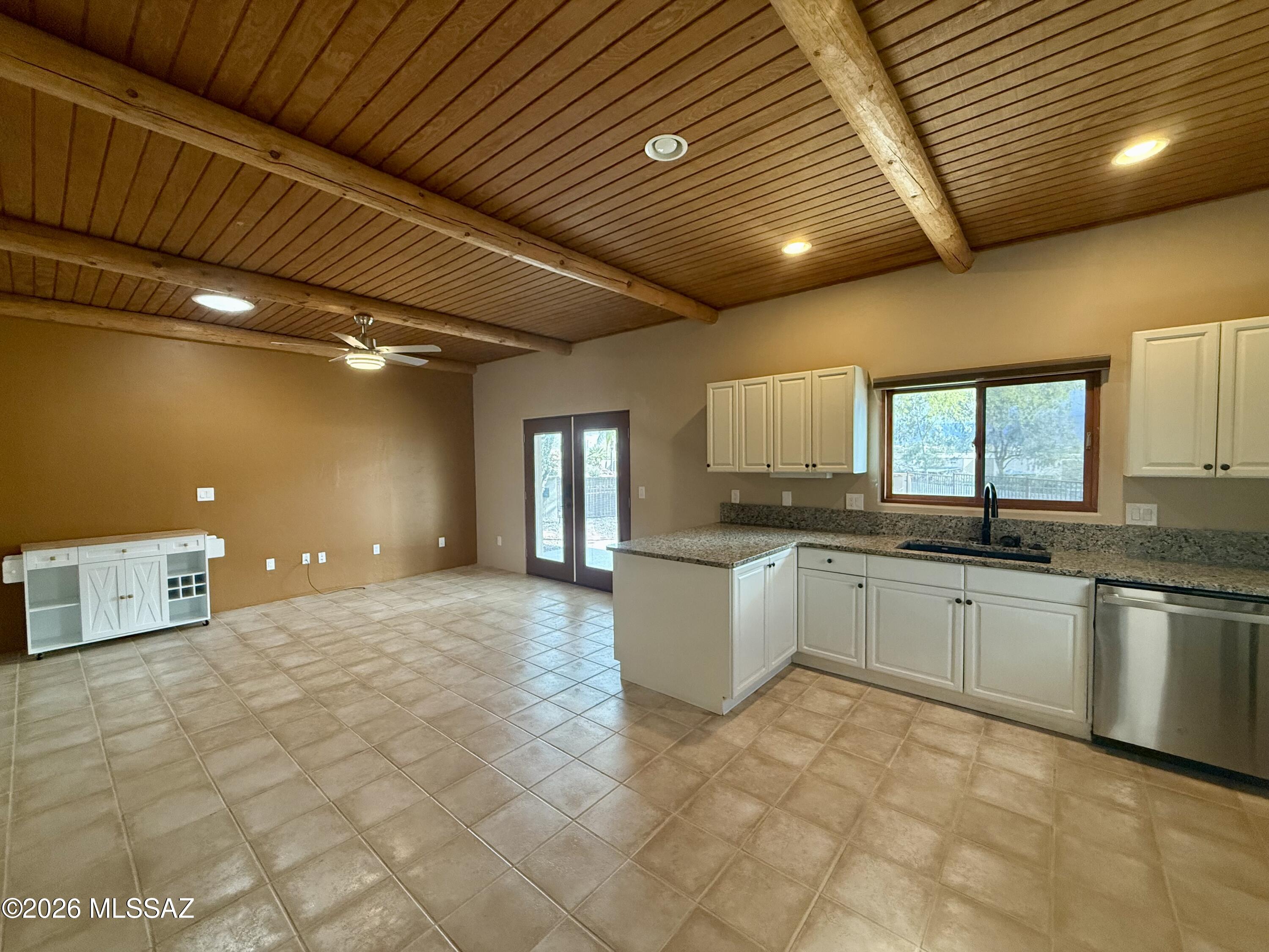 Unsubdivided - Residential Lease