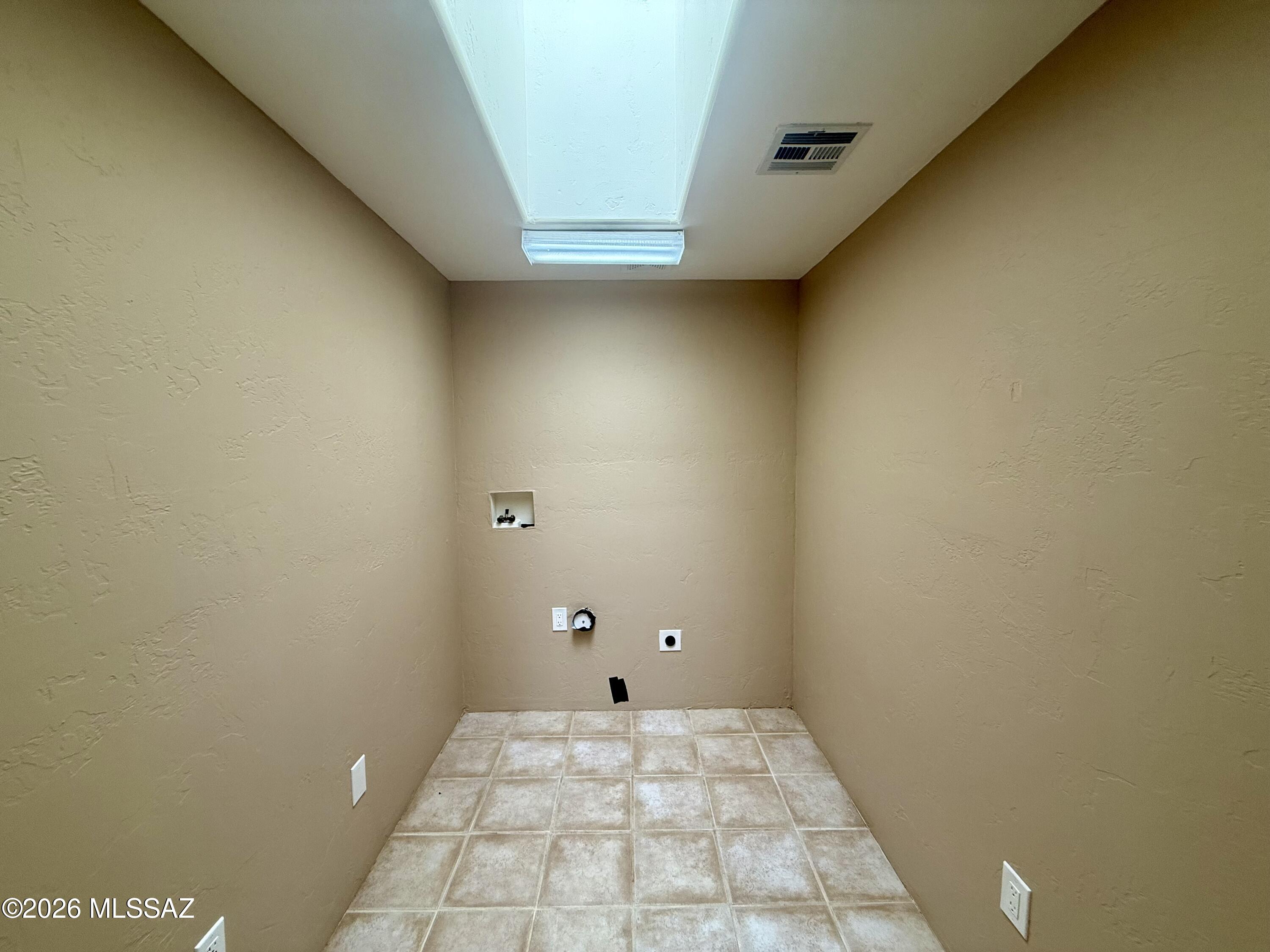 Unsubdivided - Residential Lease