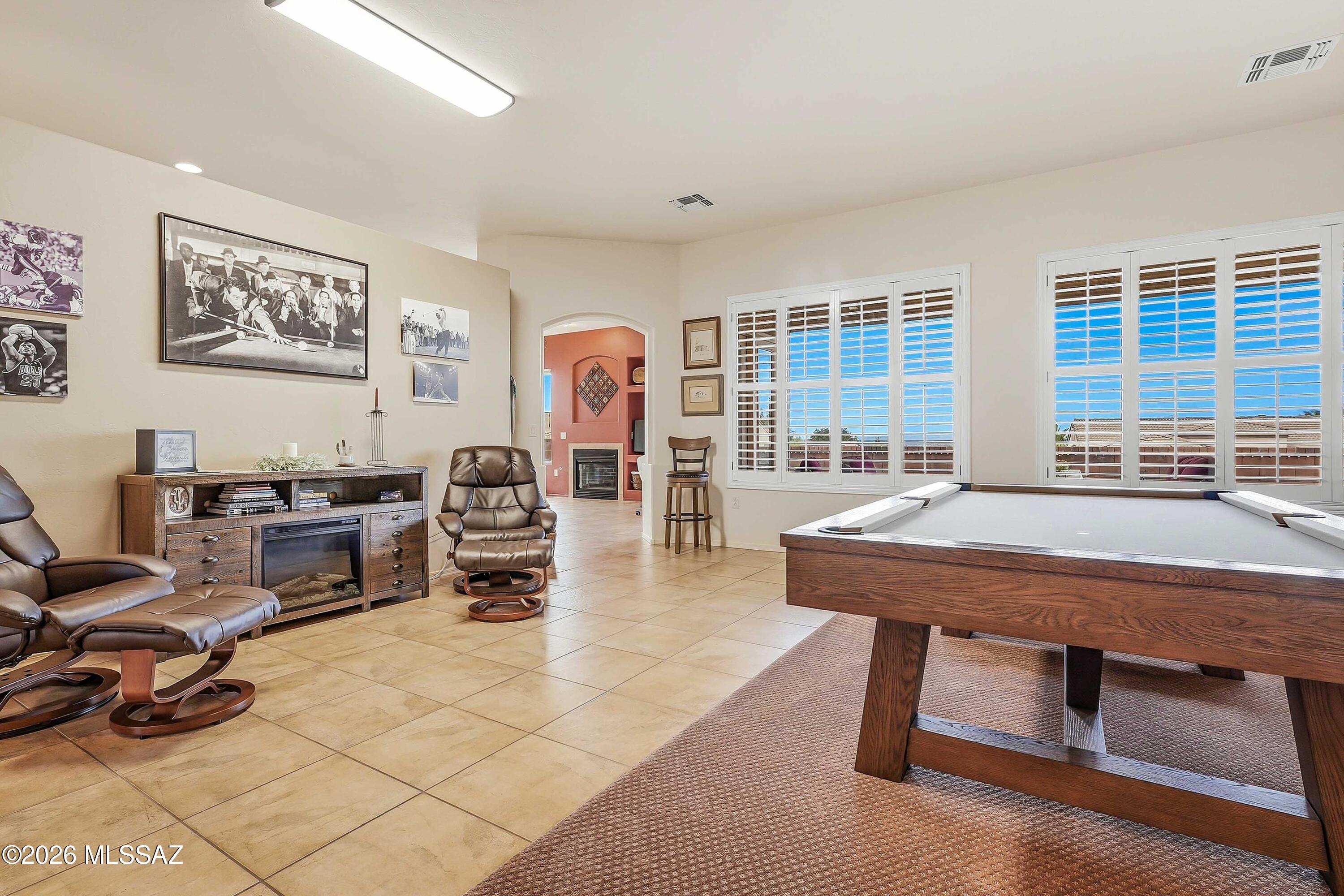 Las Campanas BLK H (1-84) - Residential