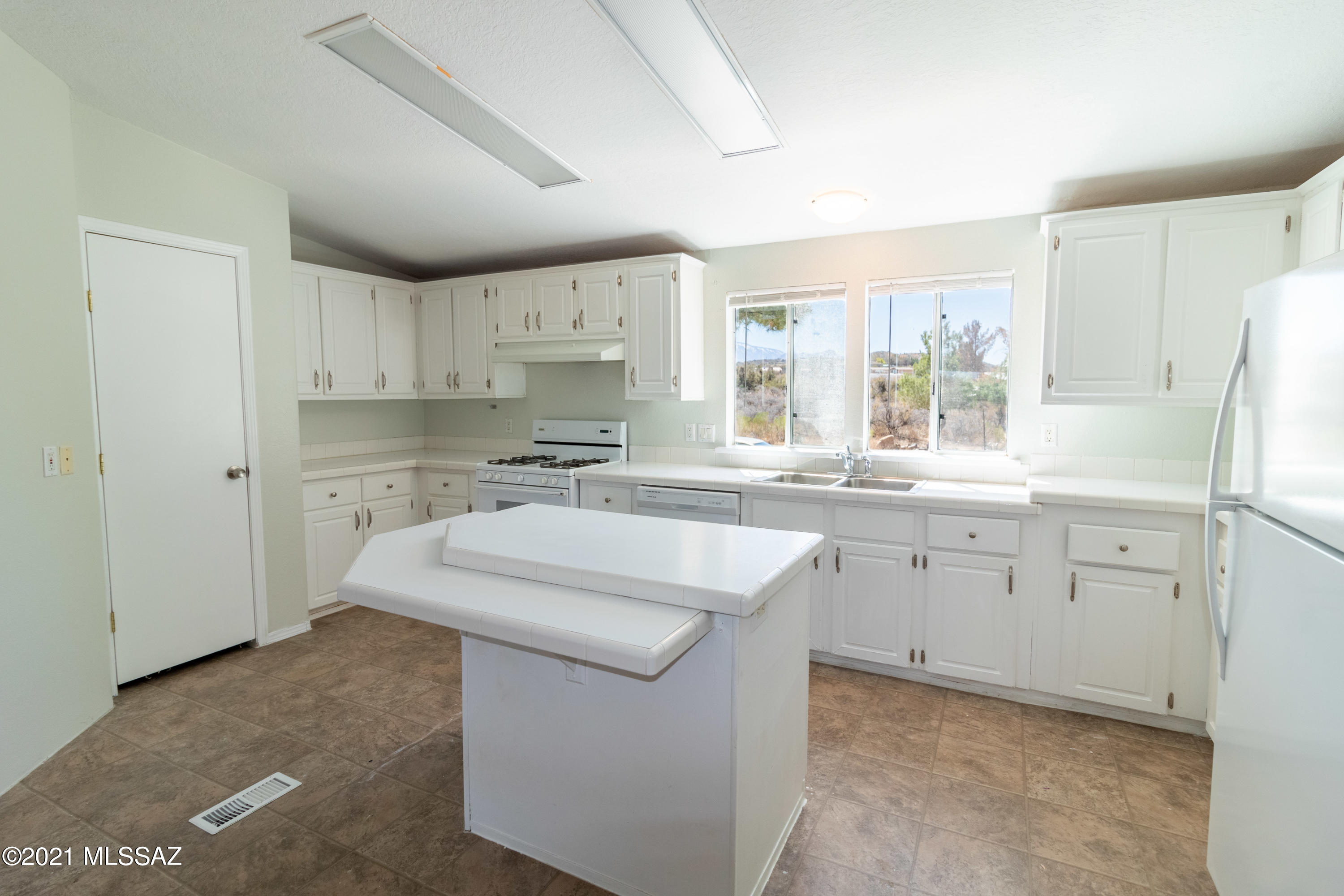 Oracle Ranch Estates II - Residential Lease