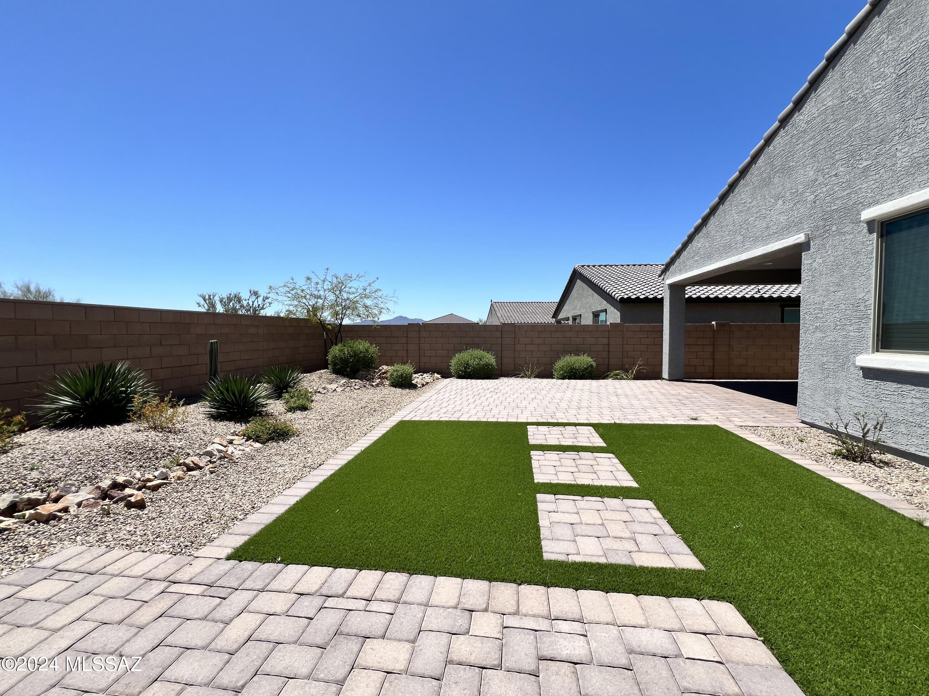 Twin Peaks and Lambert Lane - Residential Lease
