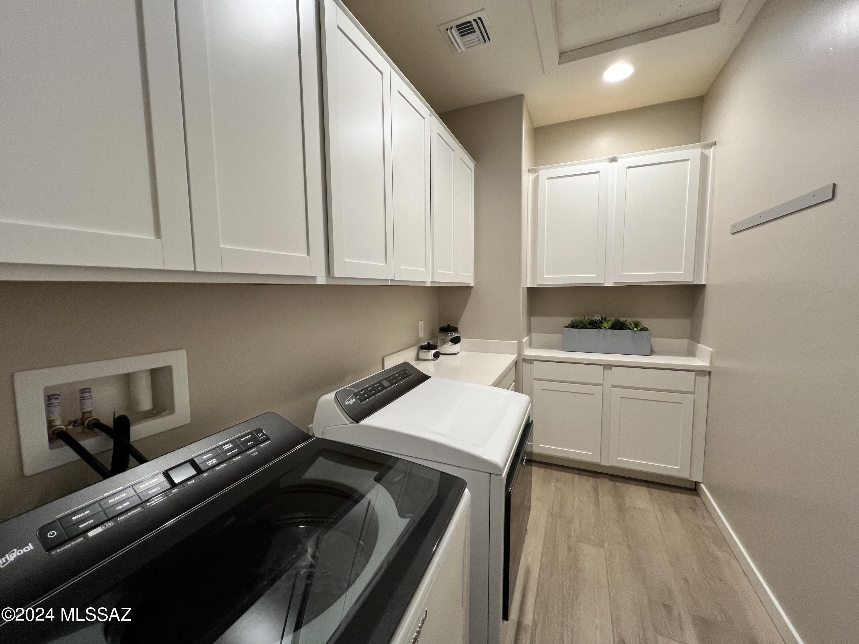 Twin Peaks and Lambert Lane - Residential Lease