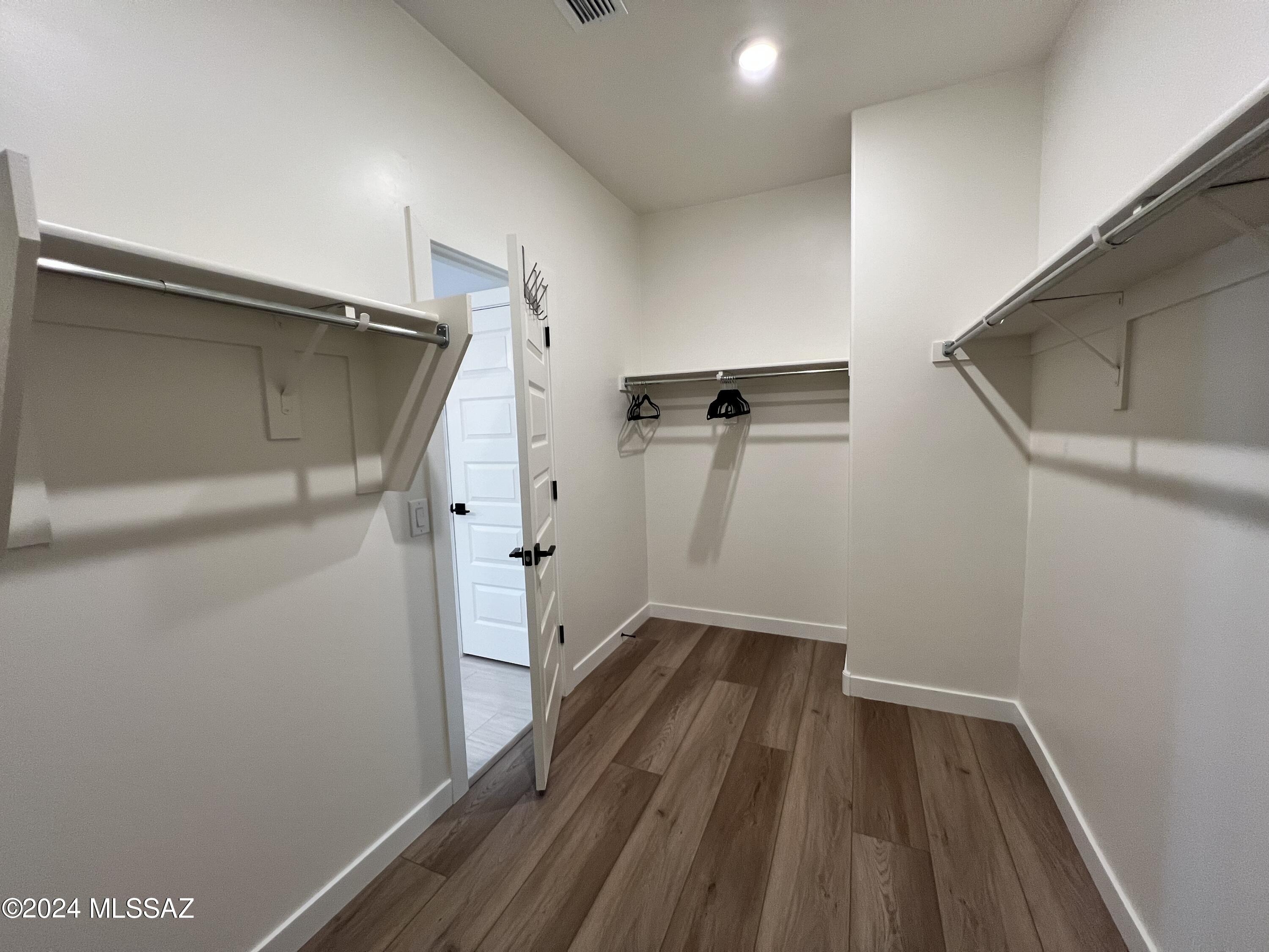Twin Peaks and Lambert Lane - Residential Lease