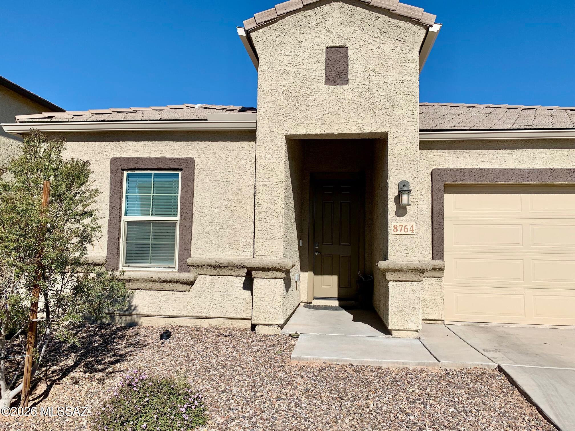 Saguaro Bloom 7B - Residential