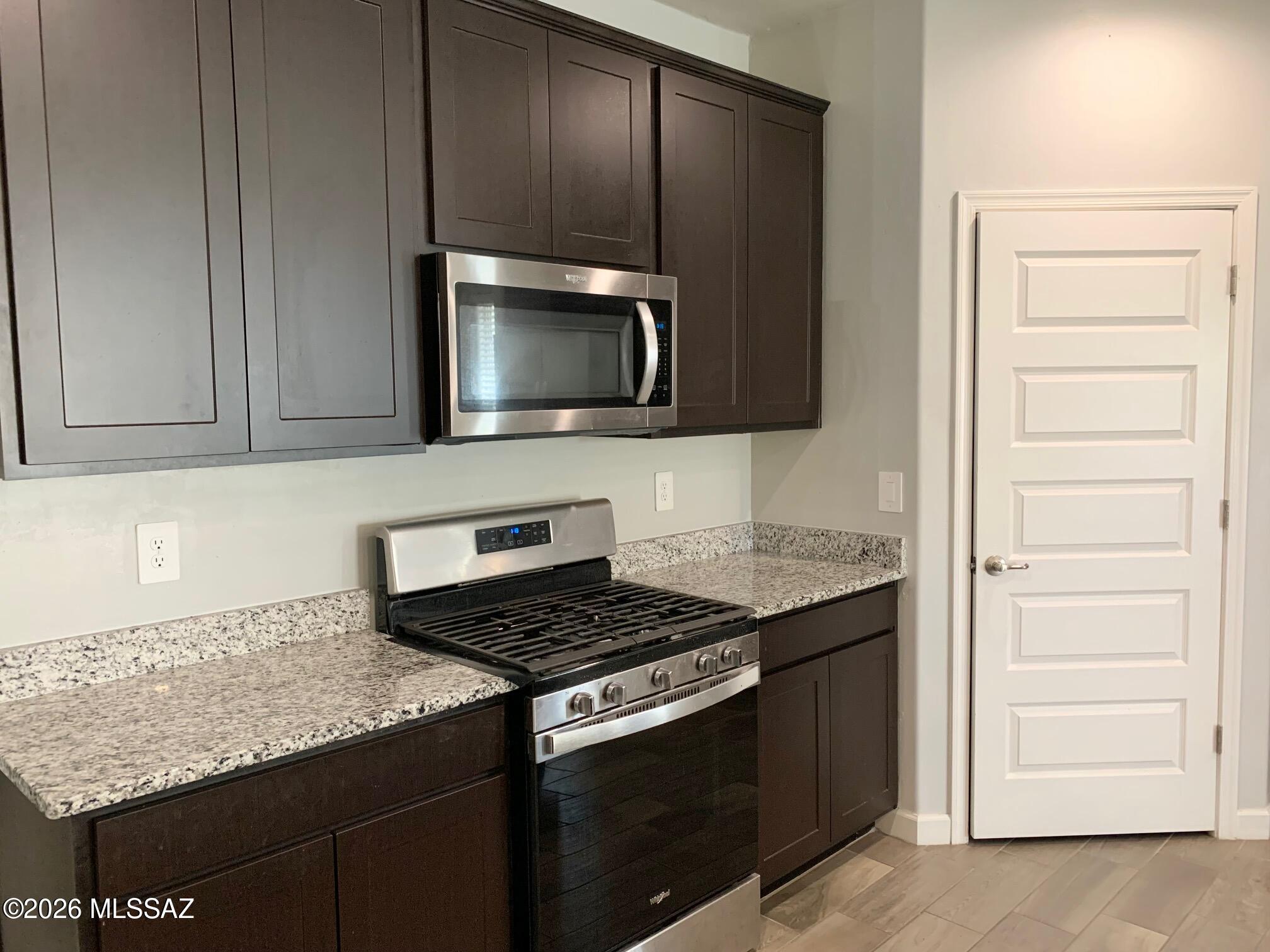 Saguaro Bloom 7B - Residential
