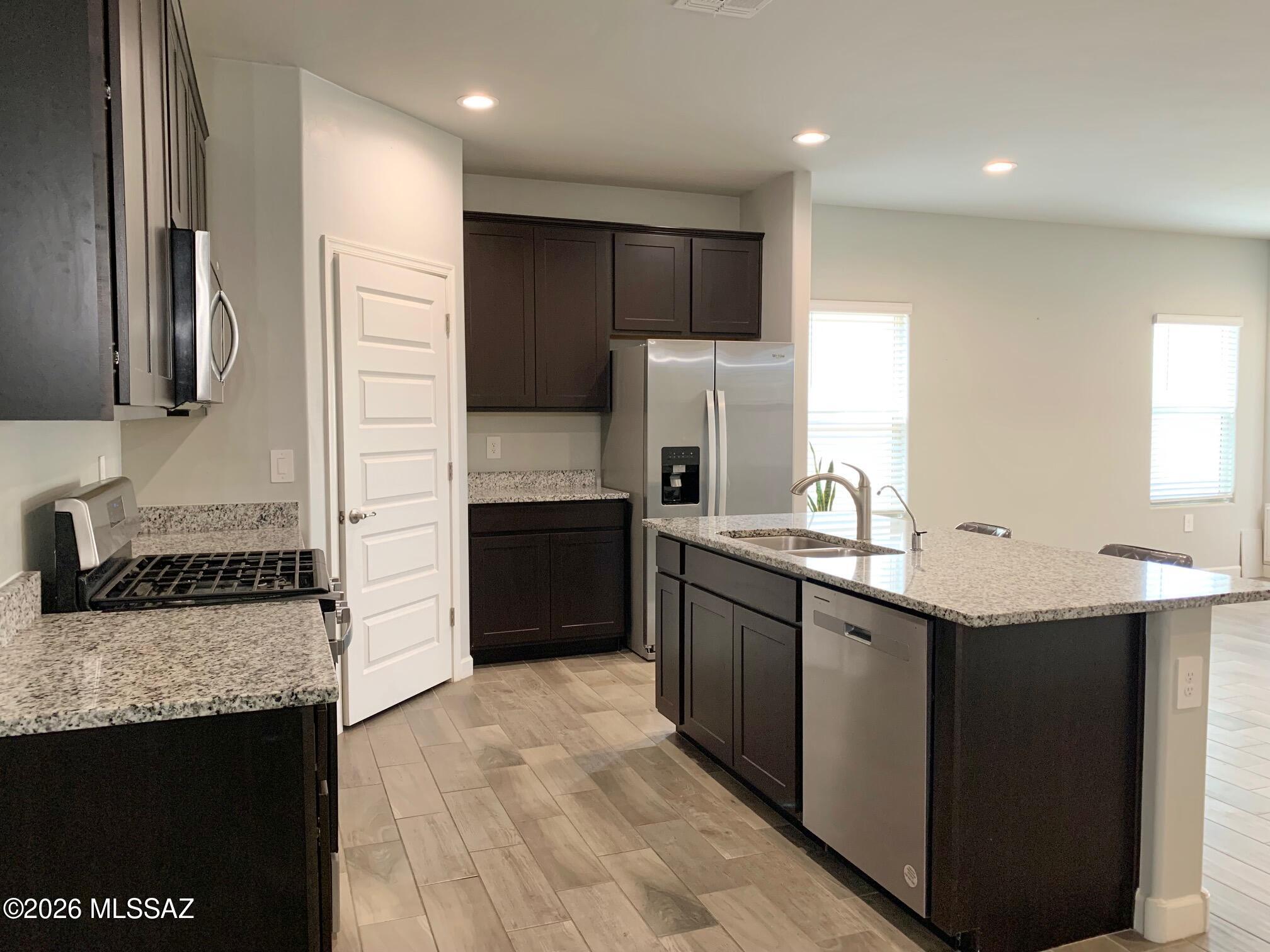Saguaro Bloom 7B - Residential
