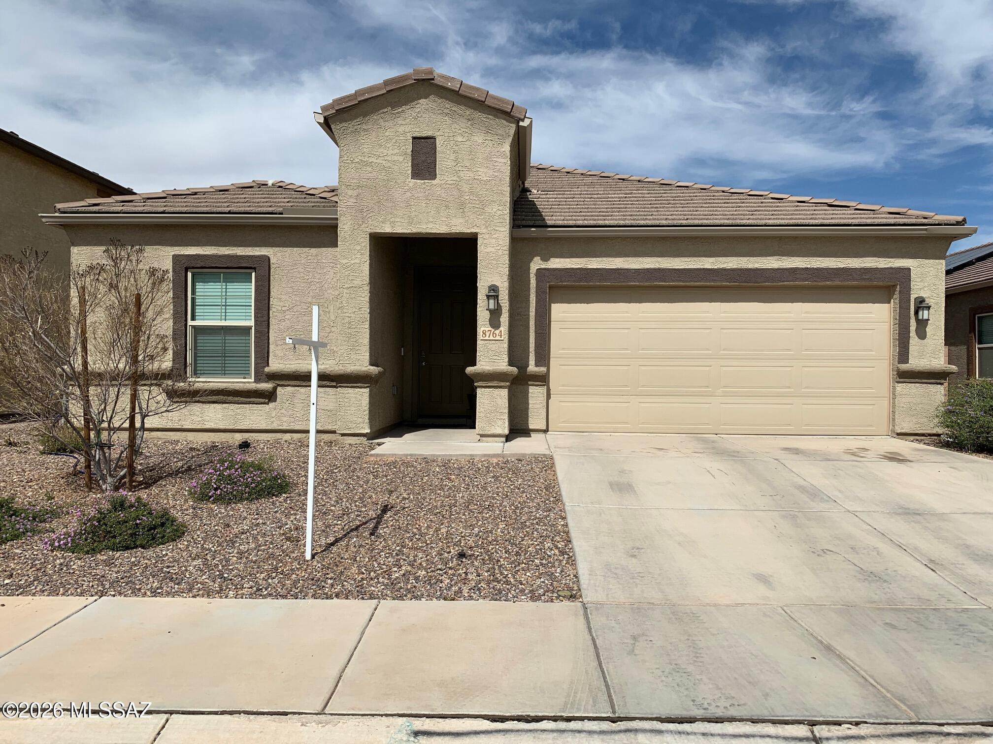 Saguaro Bloom 7B - Residential