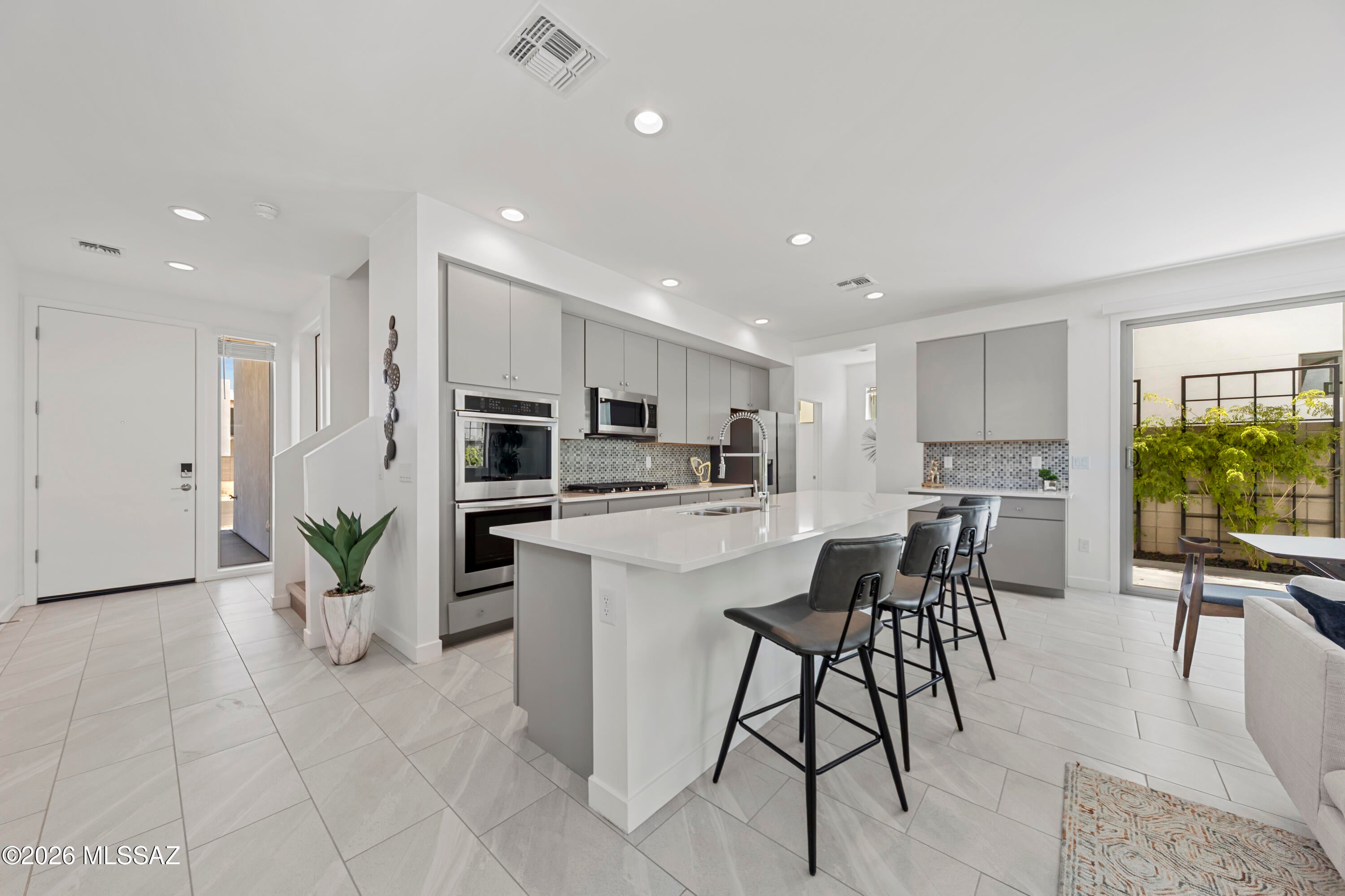 Pearl at the Bridges - Residential
