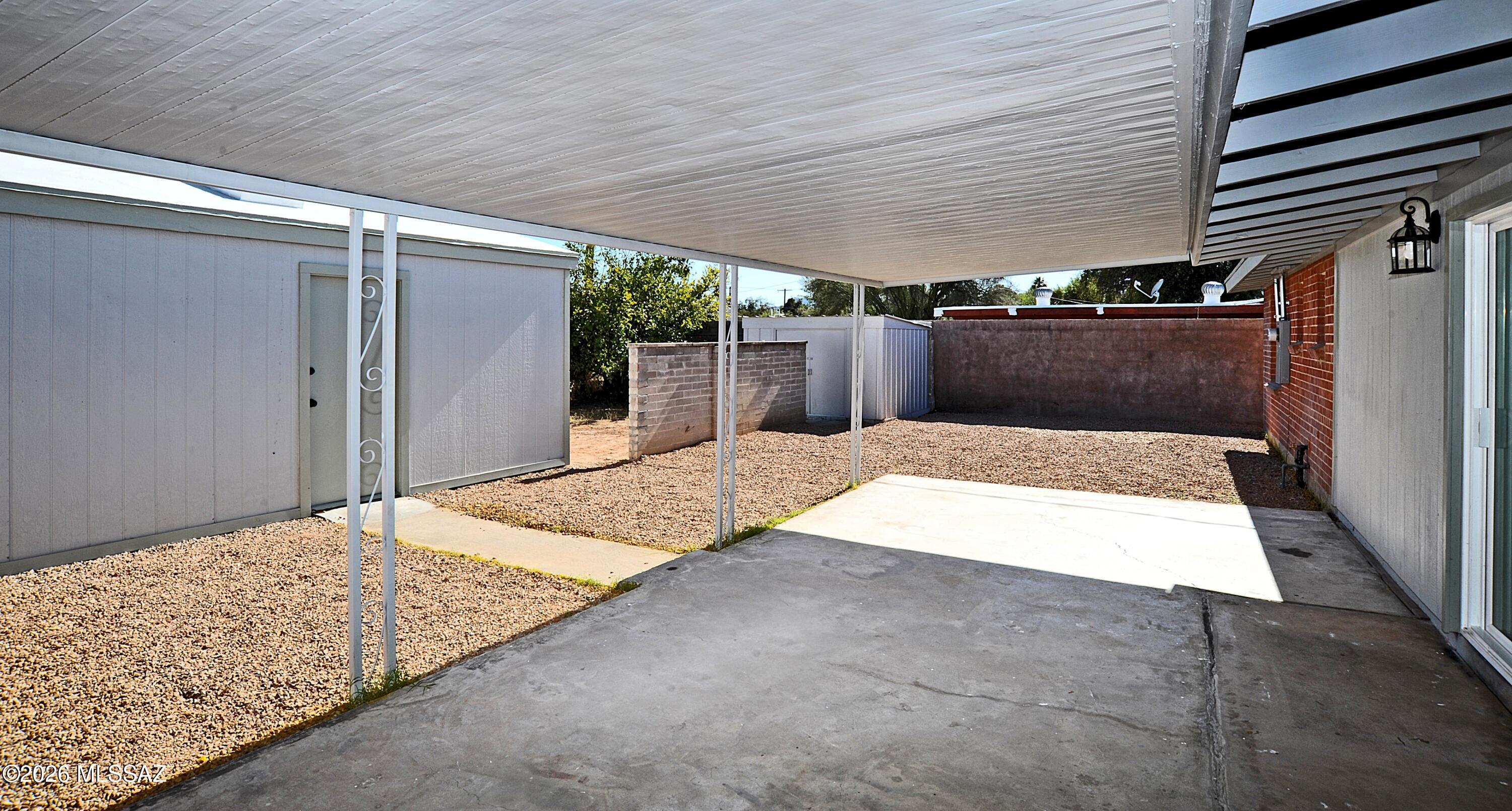 Vista Del Norte - Residential