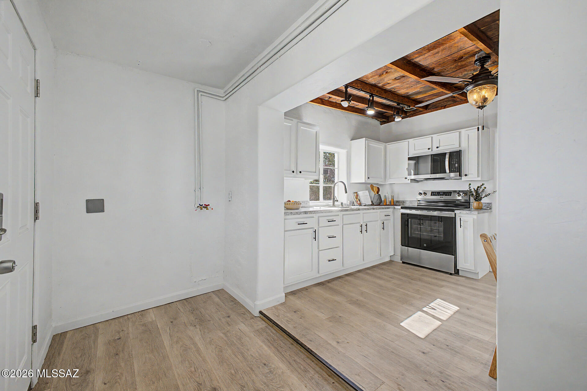 Sunset Villa Addition - Residential
