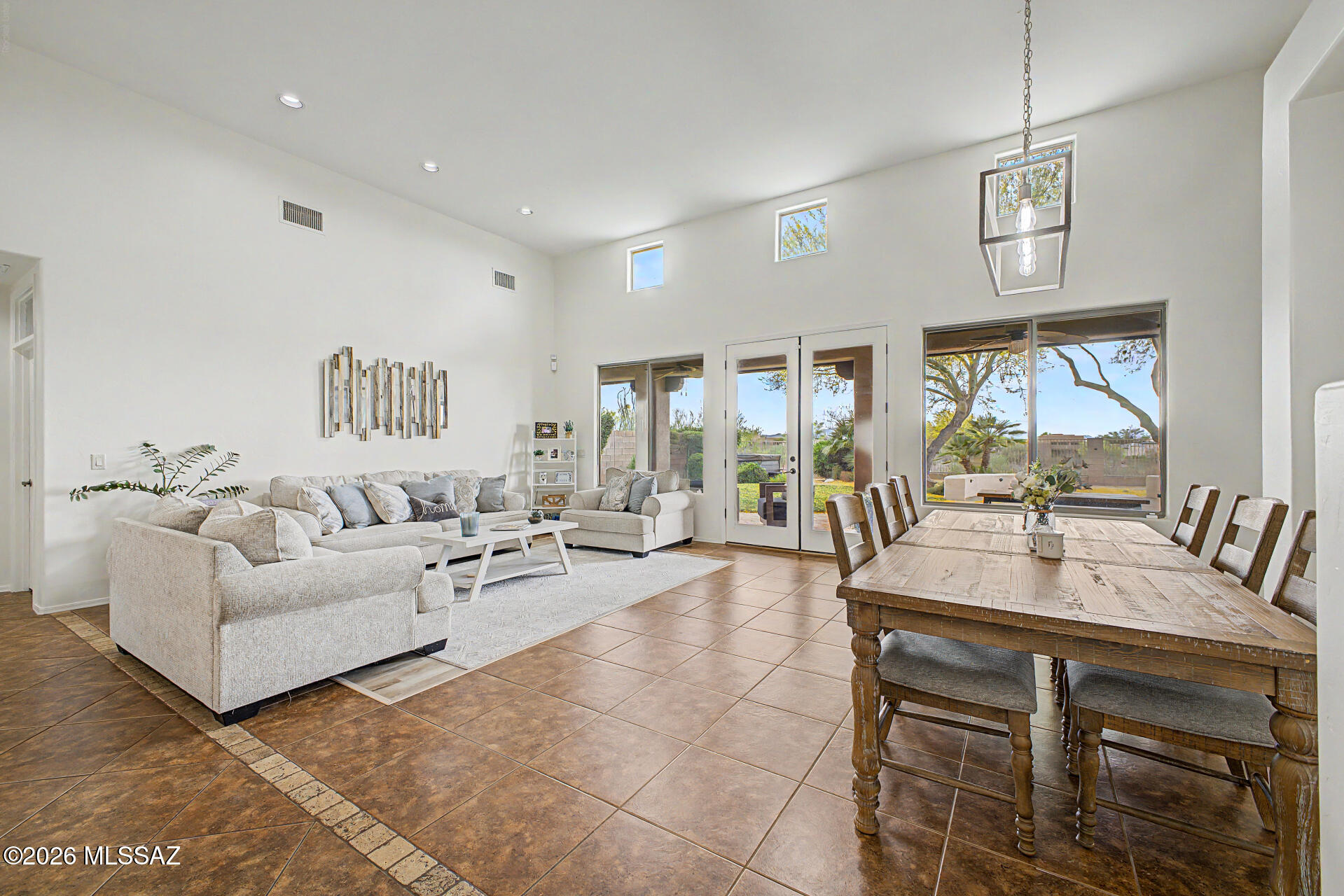 Rancho Del Lago (541-607) - Residential