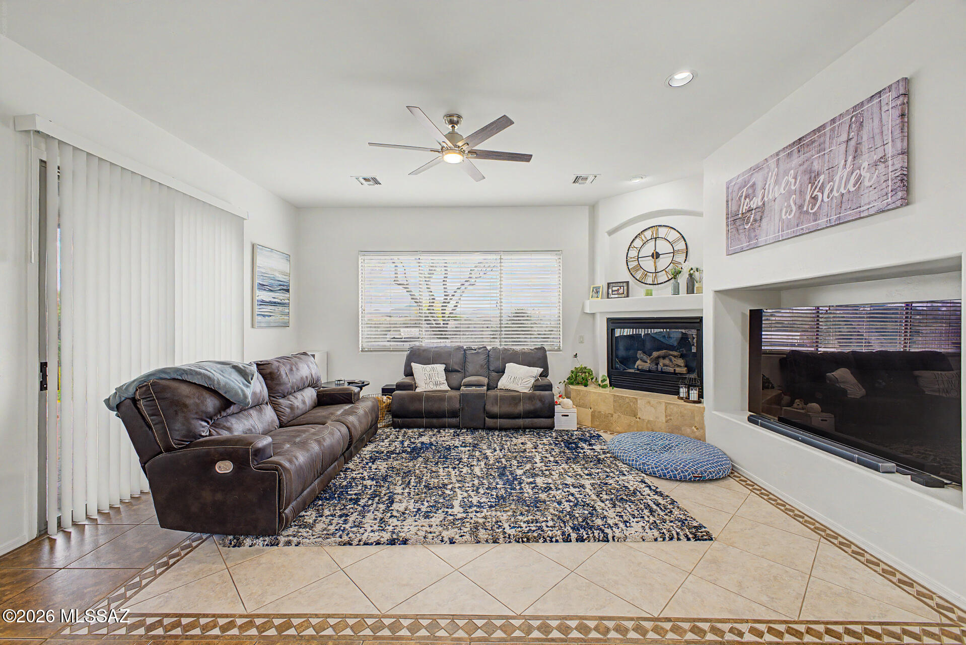 Rancho Del Lago (541-607) - Residential