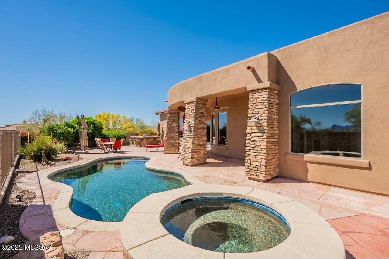 Dos Lagos at Dove Mountain (1-91) - Residential