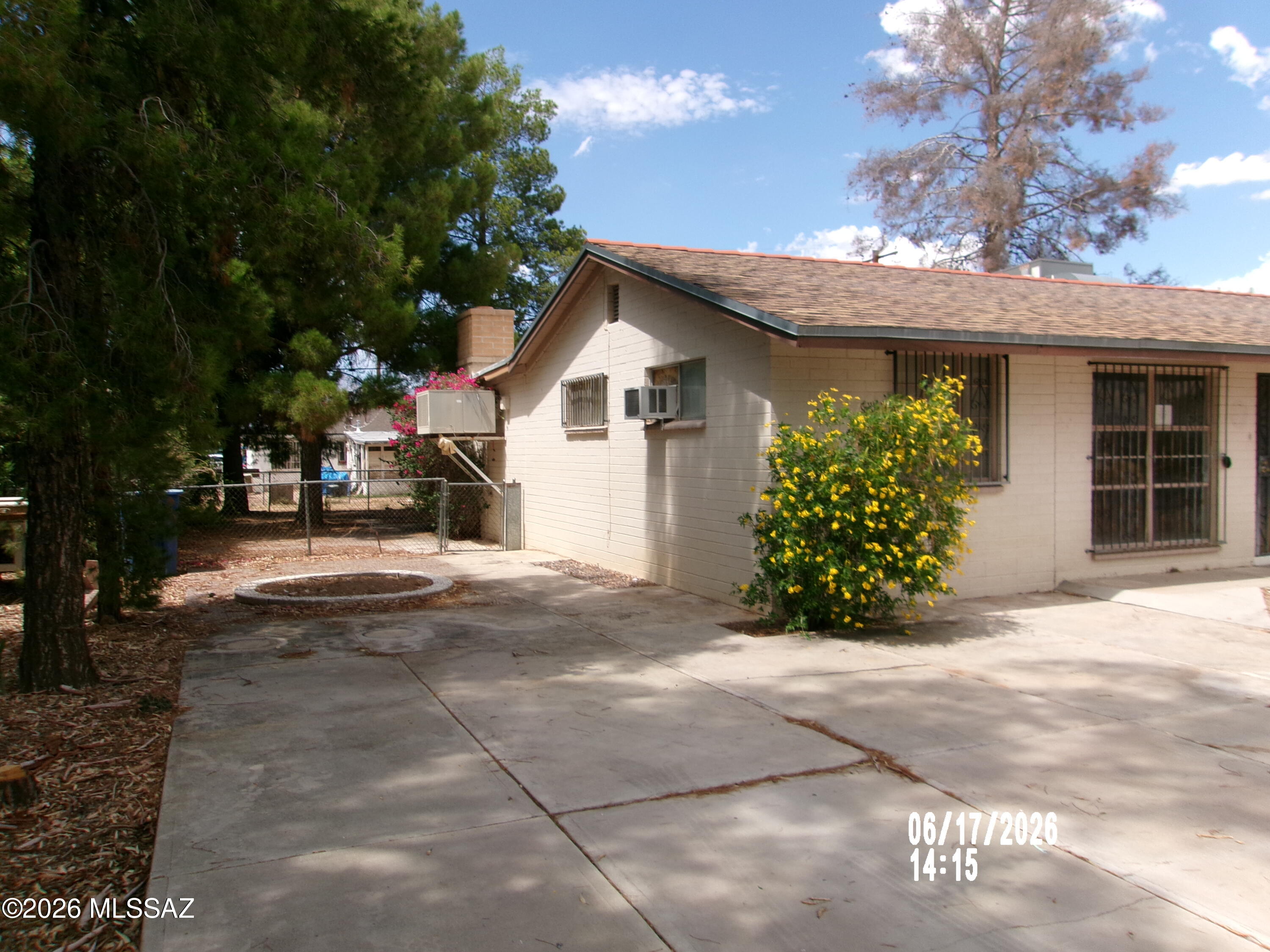 Maryvale Manor - Residential