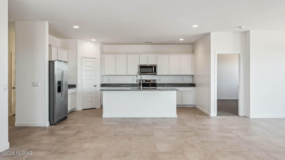 Saguaro Bloom 7A - Residential