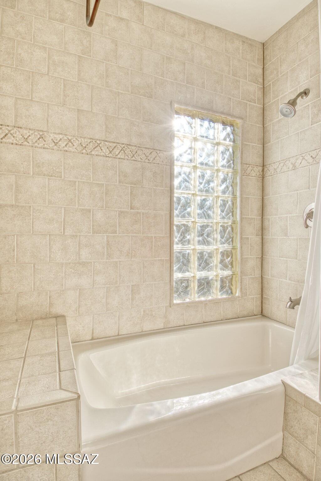 Windsor Park NO 3 (1-24) - Residential