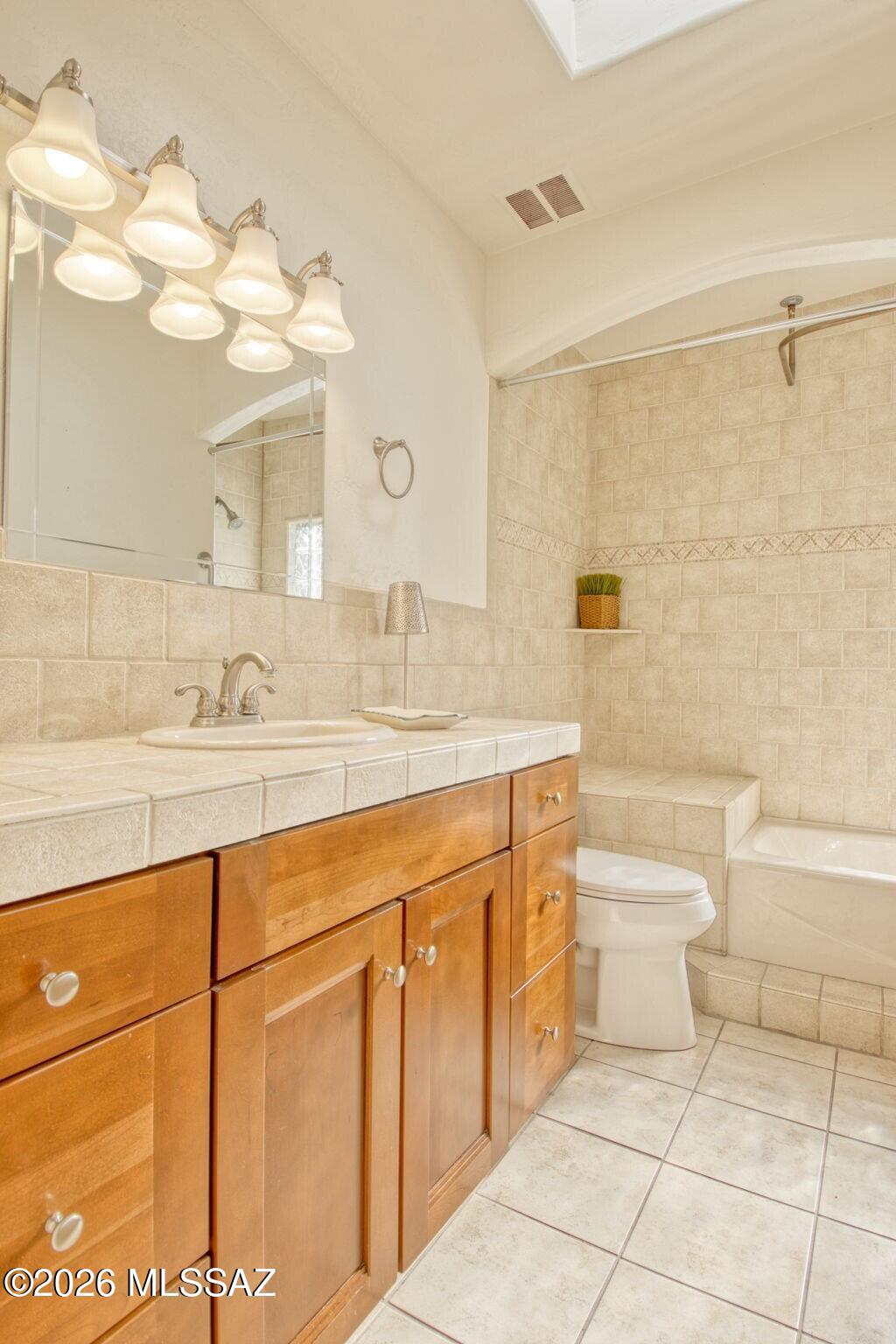 Windsor Park NO 3 (1-24) - Residential