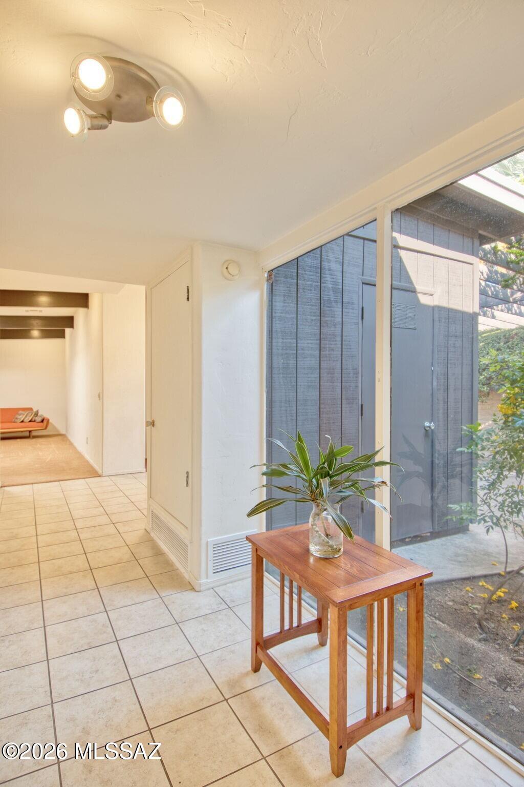 Windsor Park NO 3 (1-24) - Residential