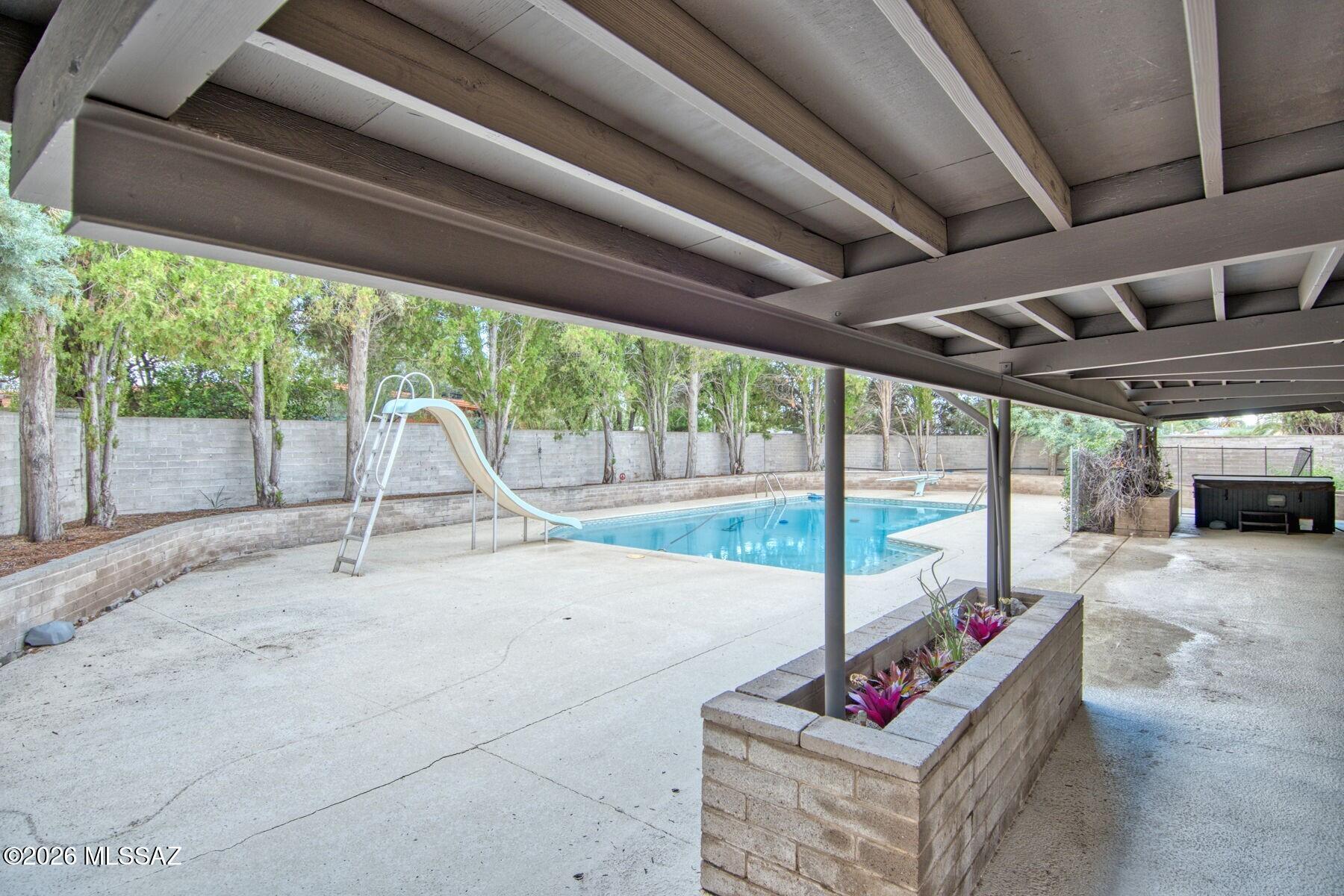 Windsor Park NO 3 (1-24) - Residential