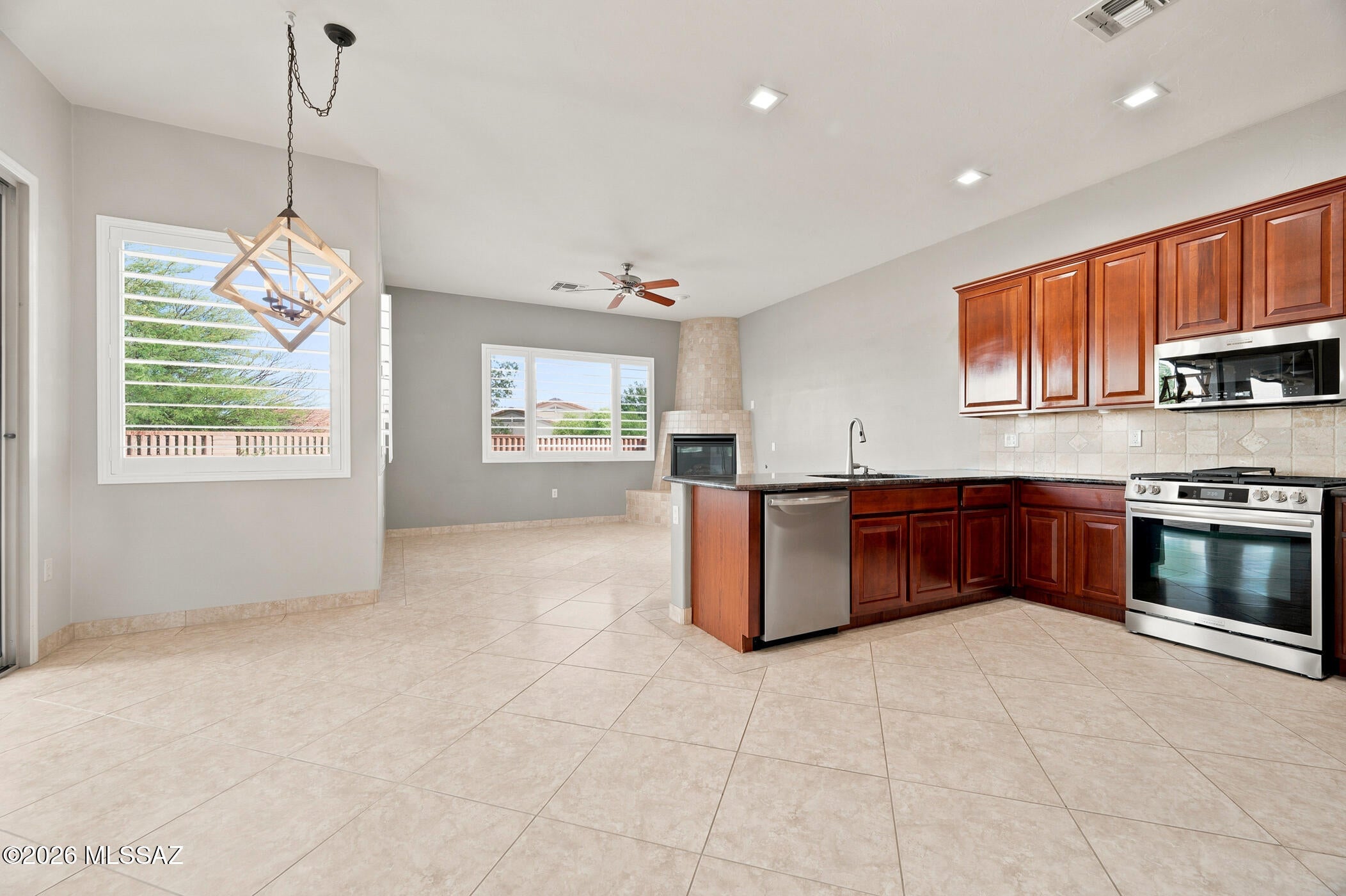Las Campanas Block L (1-67) - Residential