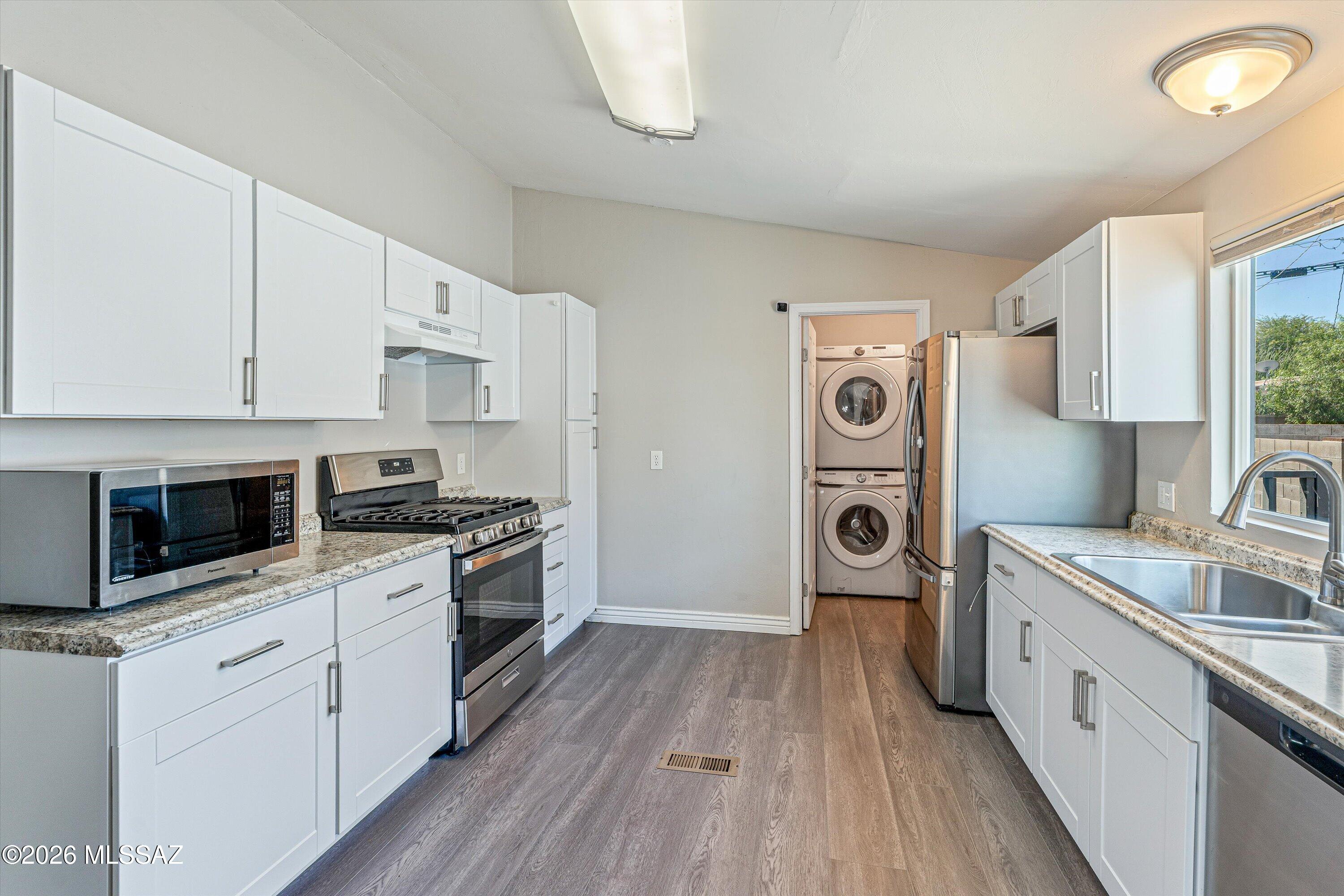 Palm Grove Estates - Residential