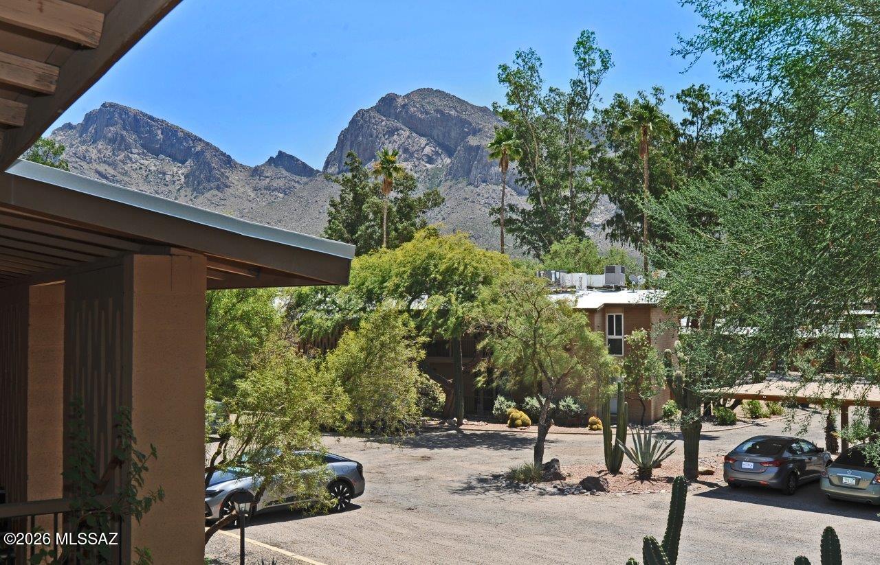 Cancha Del Golf - Residential