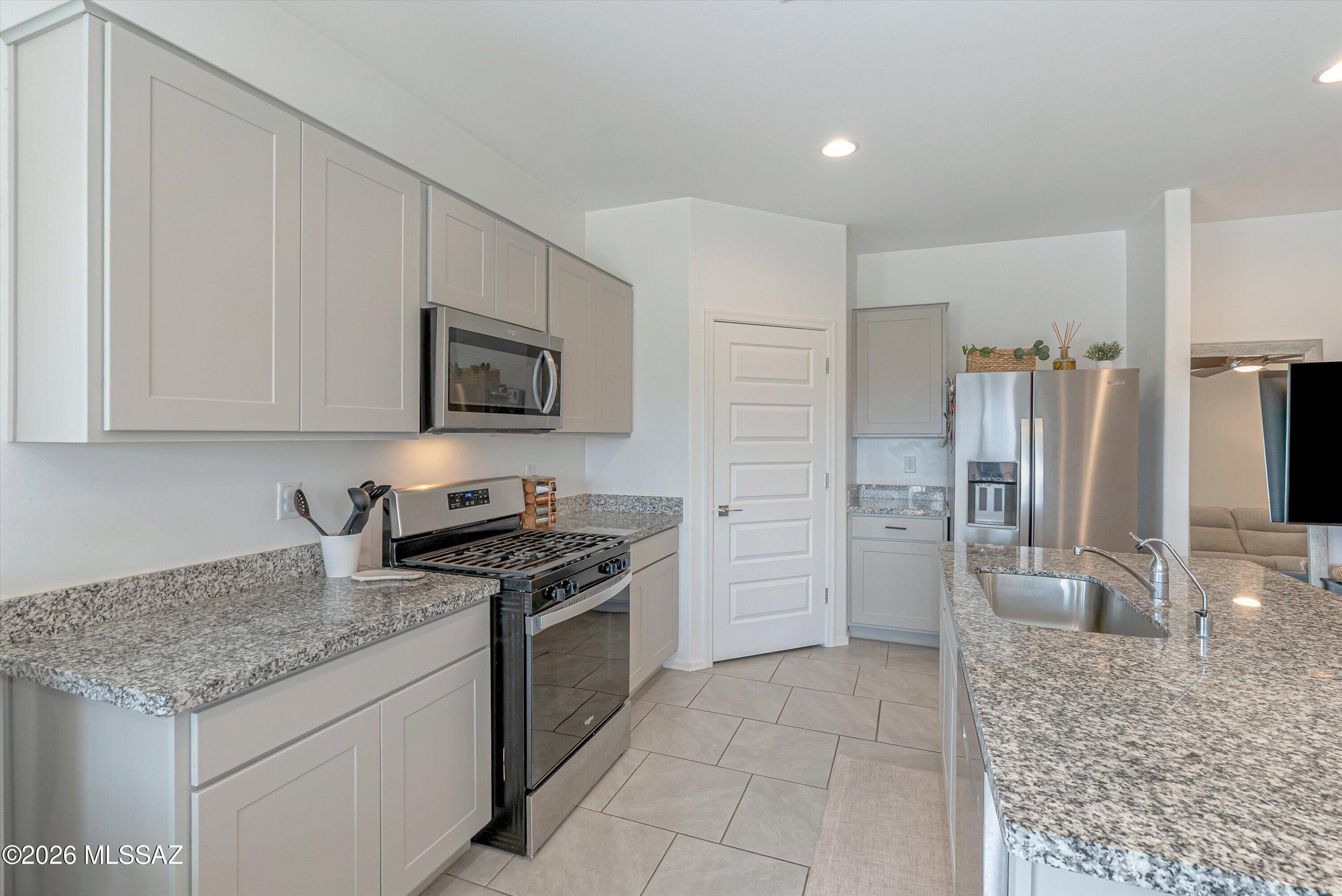 The Village at Barnett - Residential