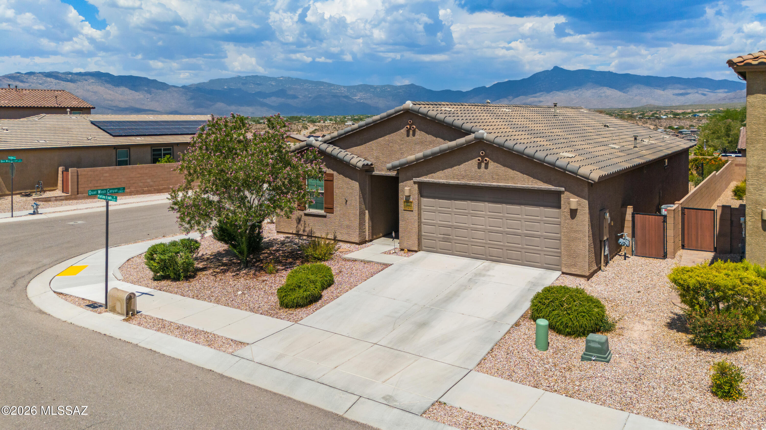 The Vistas At Rincon Knolls SQ20152600506 - Residential