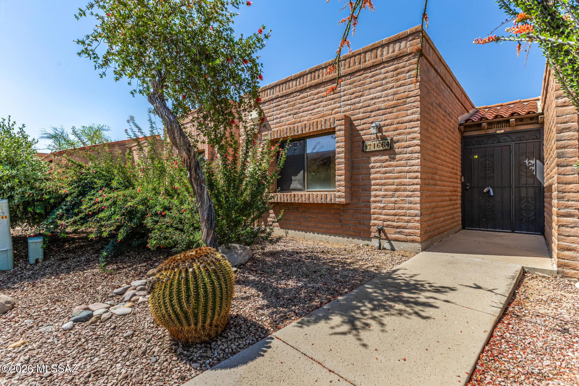 La Cholla Hills(1-313) - Residential