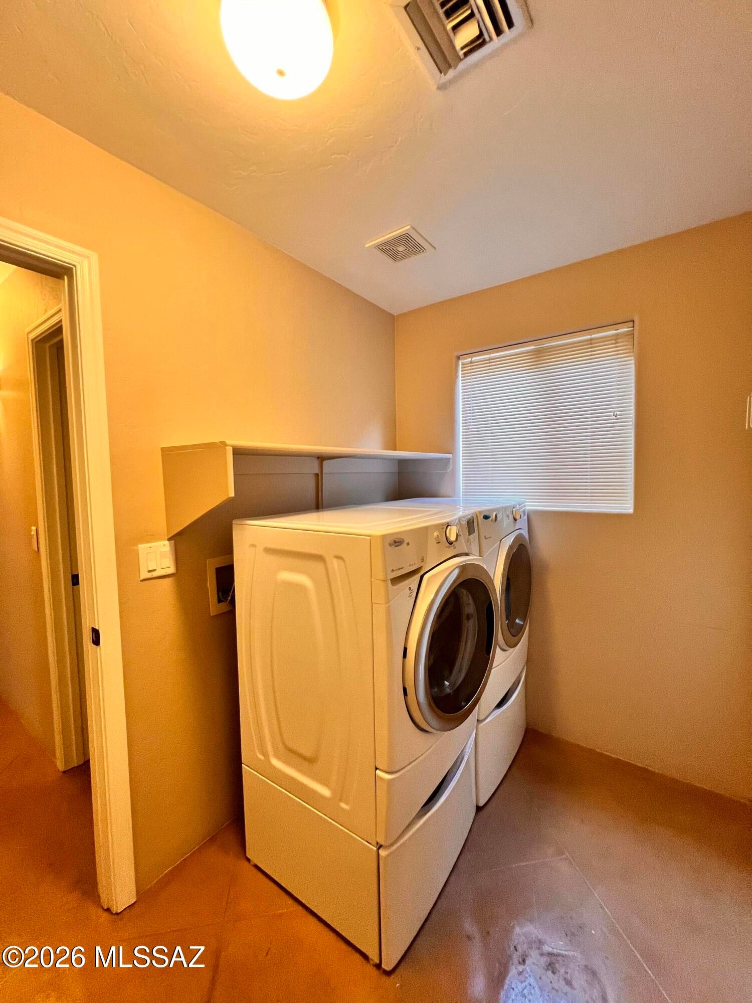 Barrio Centro (1-84) - Residential Lease