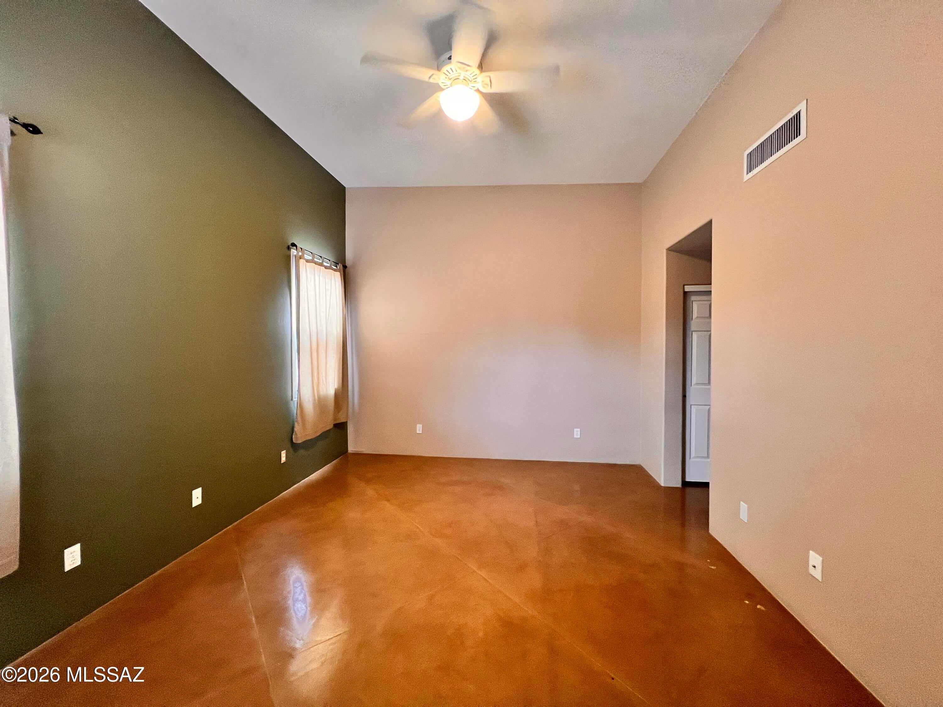 Barrio Centro (1-84) - Residential Lease