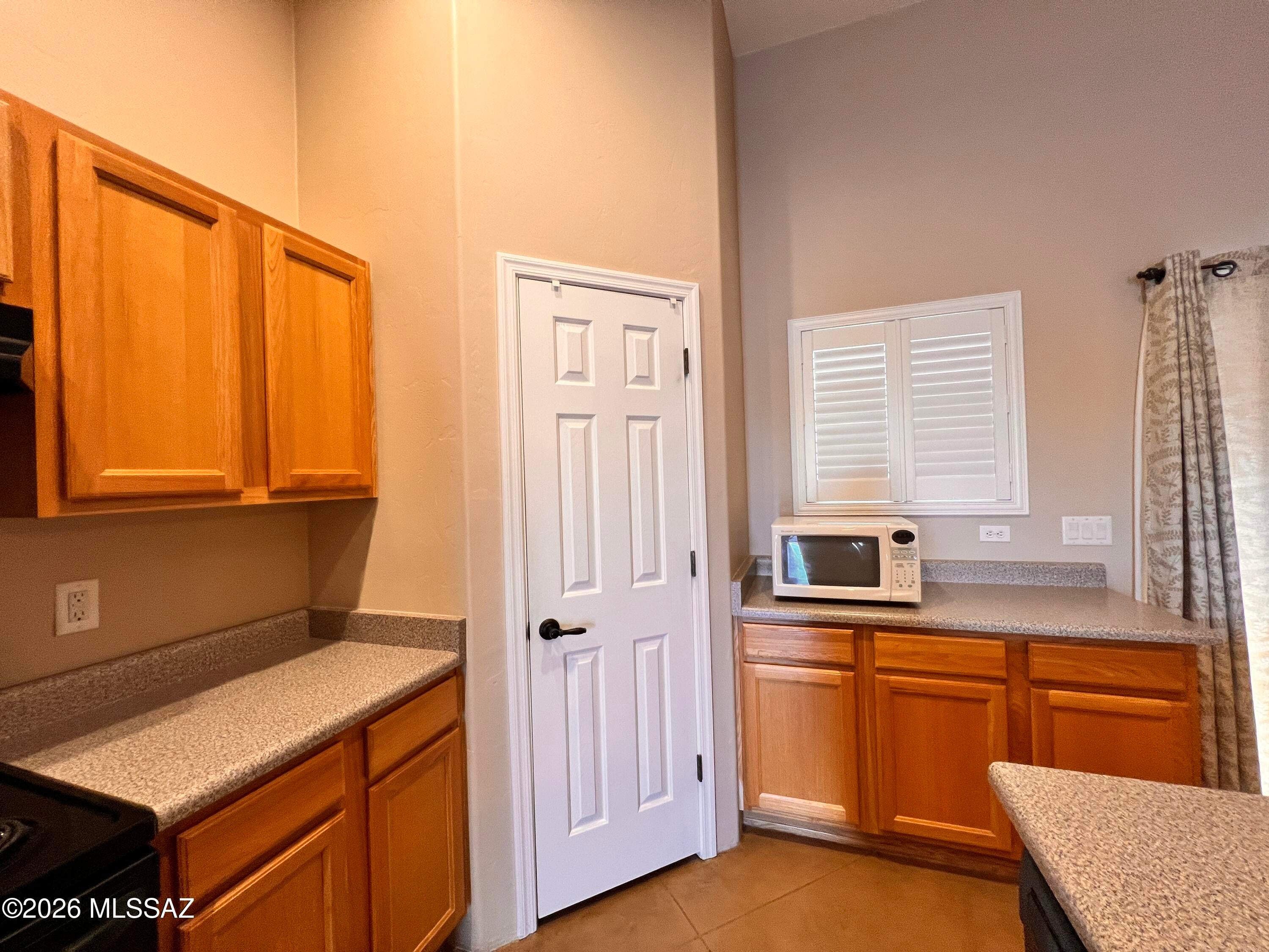 Barrio Centro (1-84) - Residential Lease