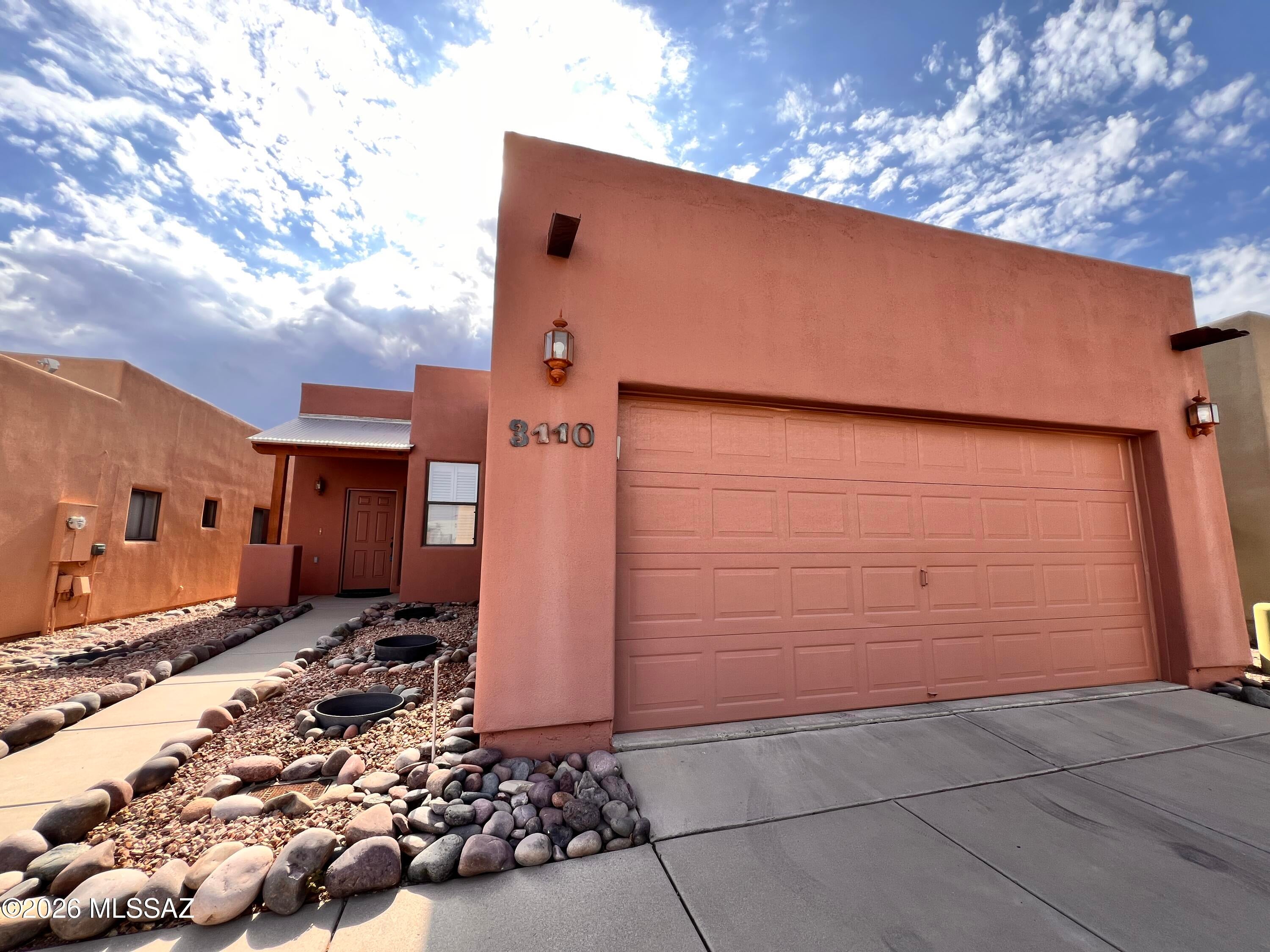 Barrio Centro (1-84) - Residential Lease