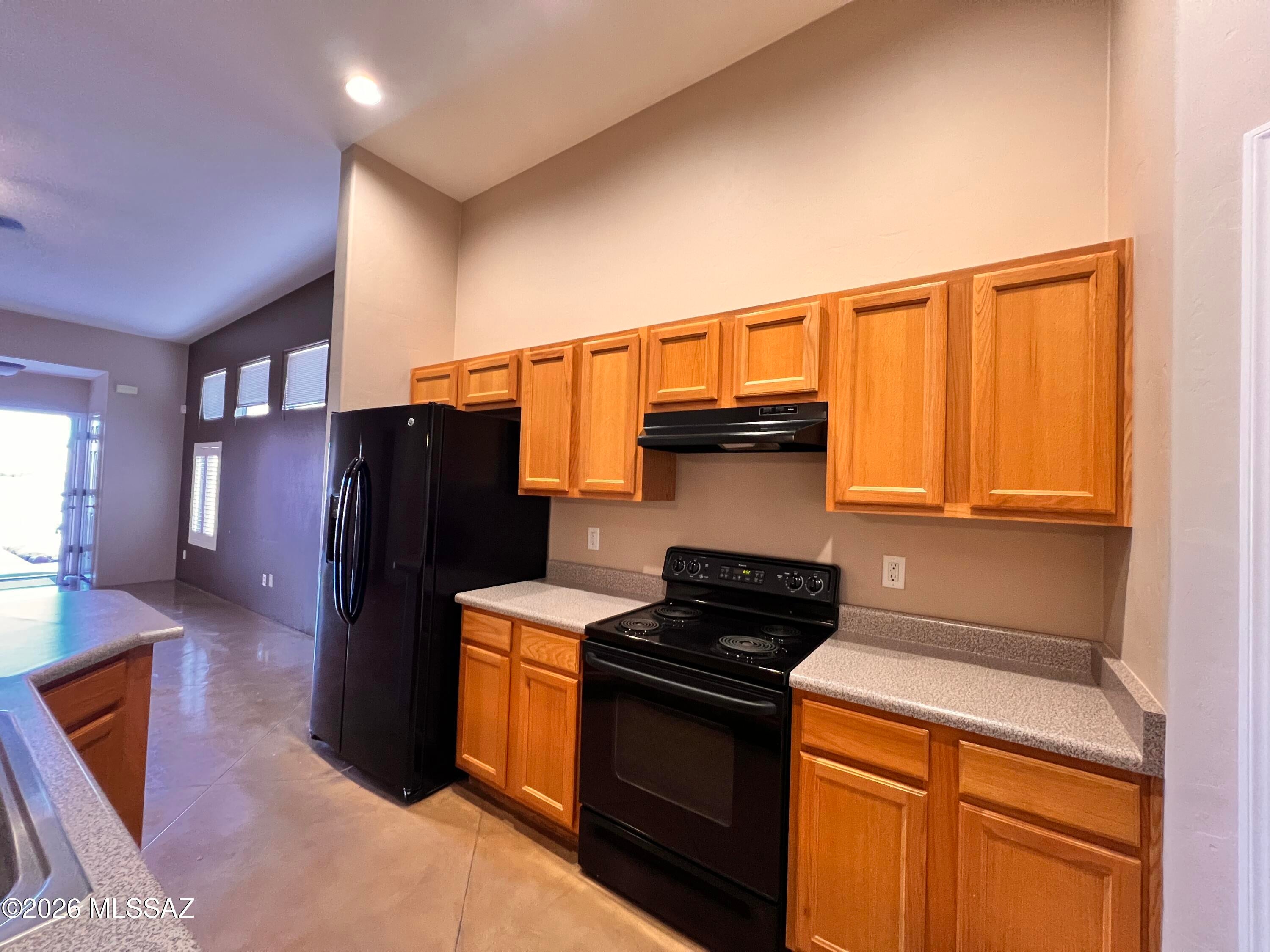 Barrio Centro (1-84) - Residential Lease