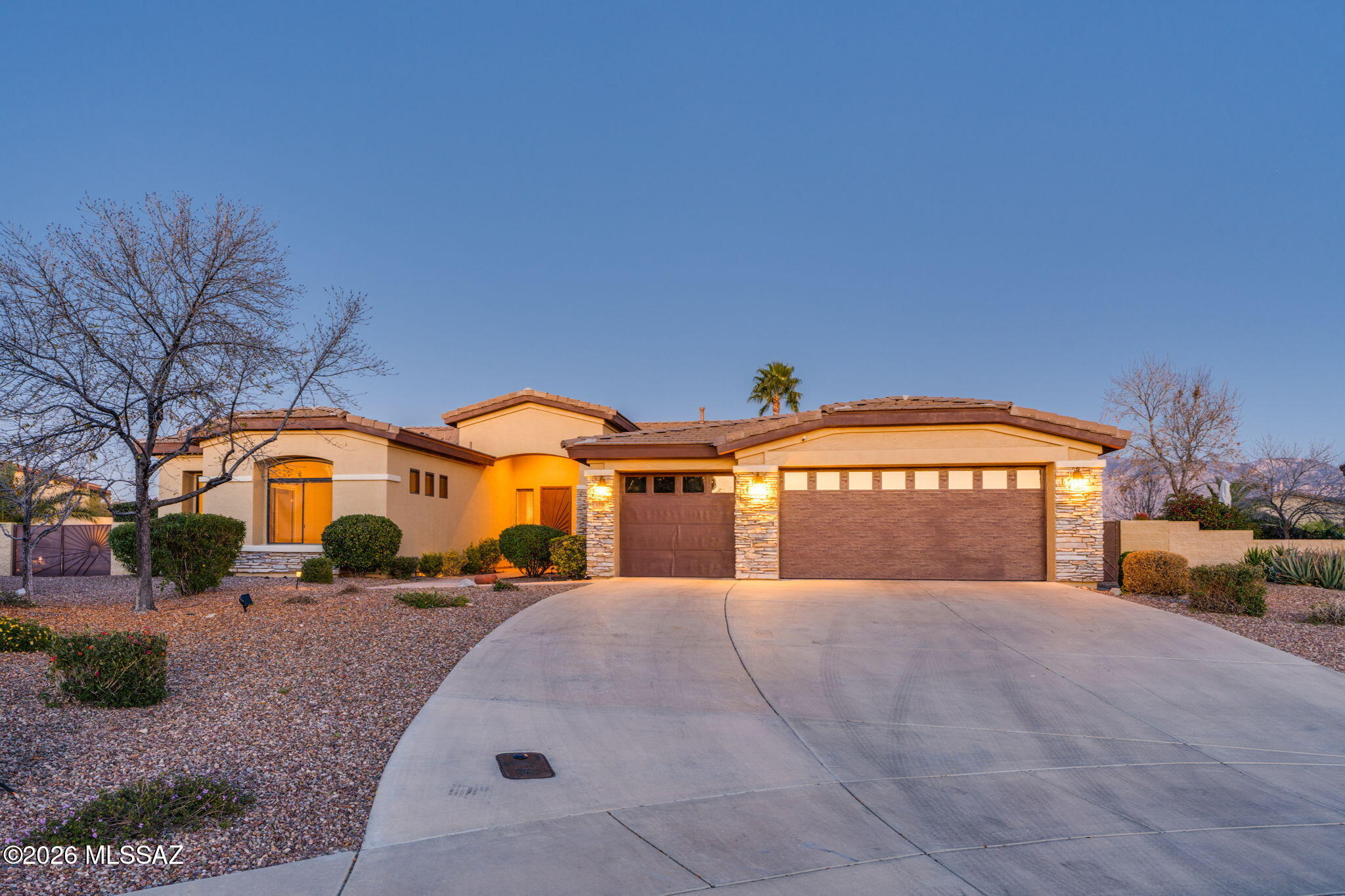 Mira Vista (1-60) - Residential