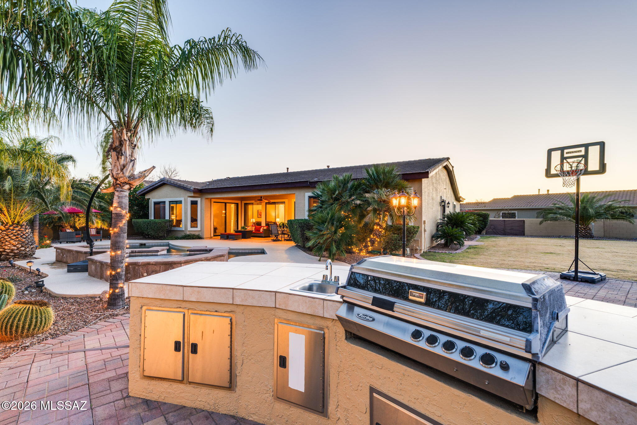 Mira Vista (1-60) - Residential