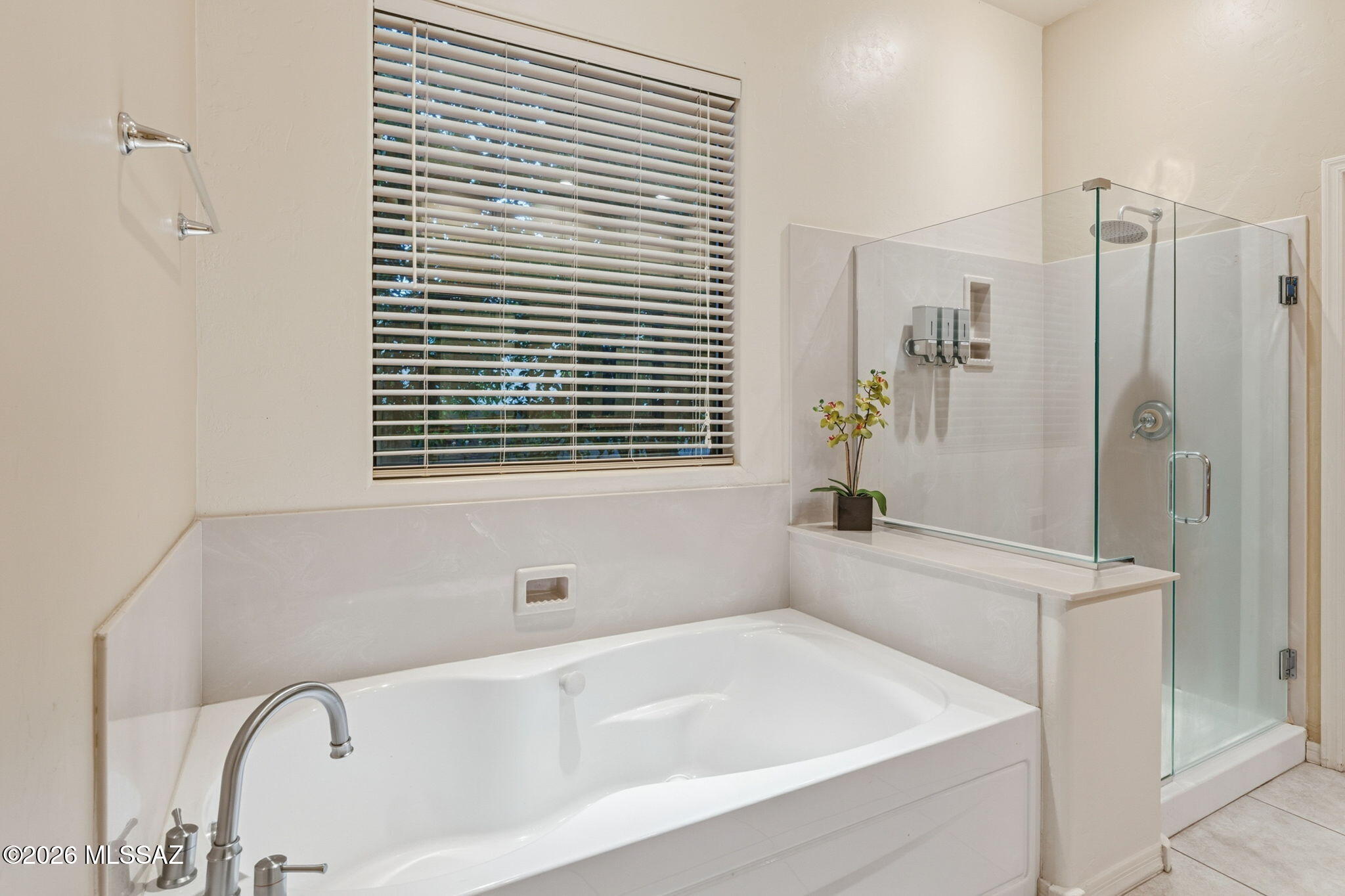 Mira Vista (1-60) - Residential