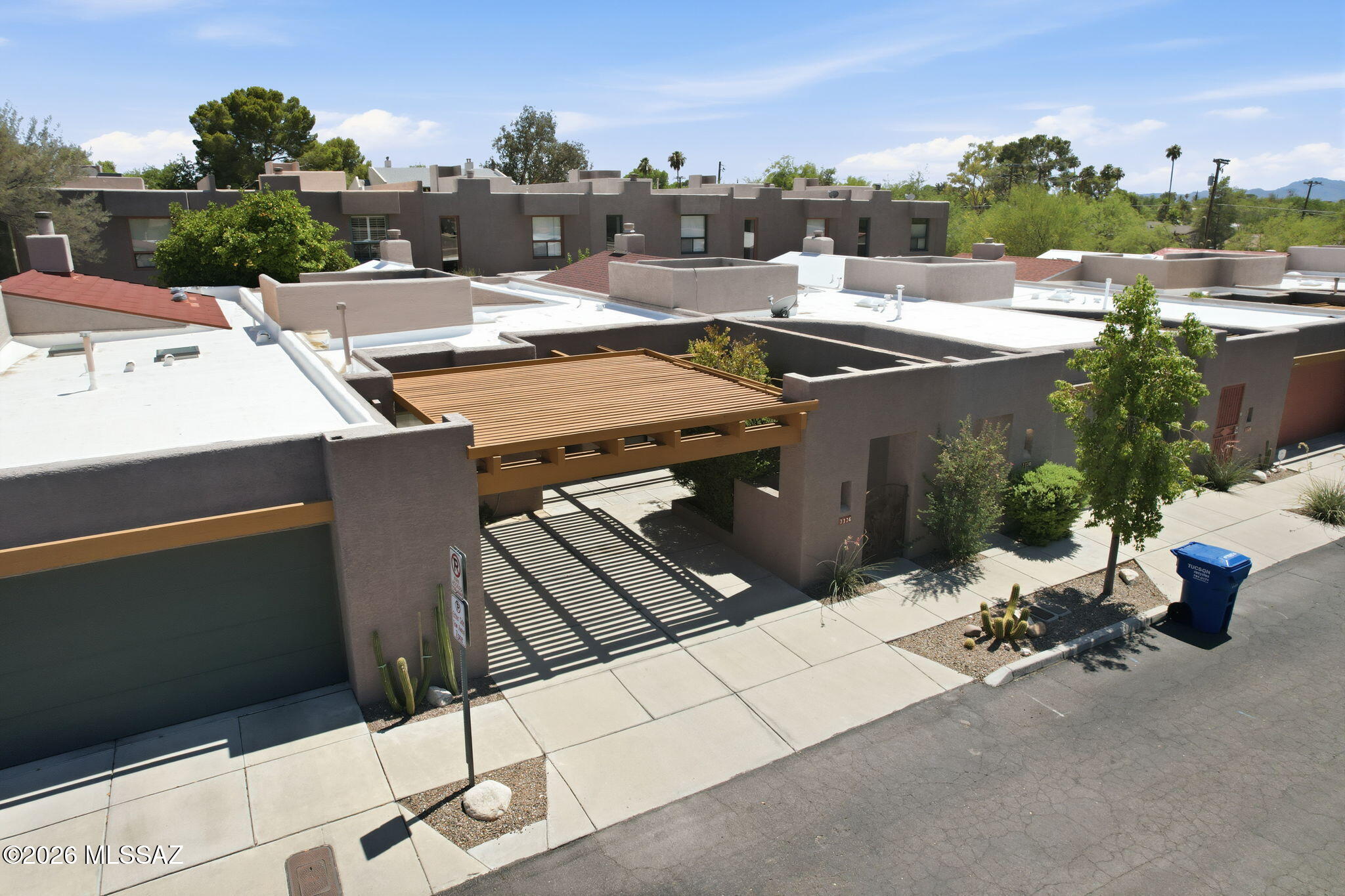 Country Club At The River (1-32) - Residential