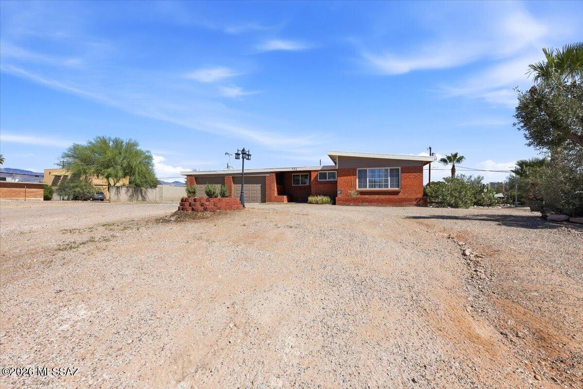 Crest View - Residential