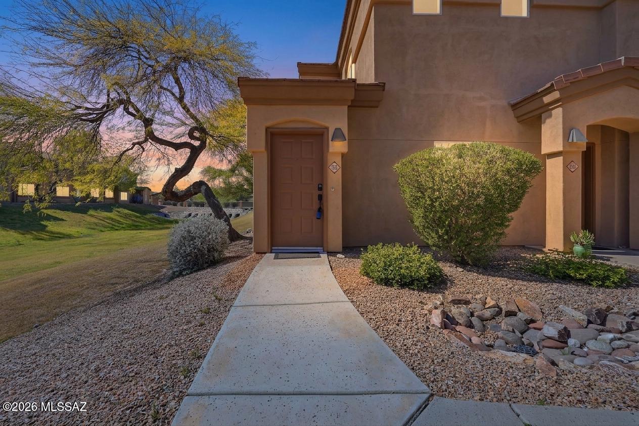 Pinnacle Canyon Condominium - Residential