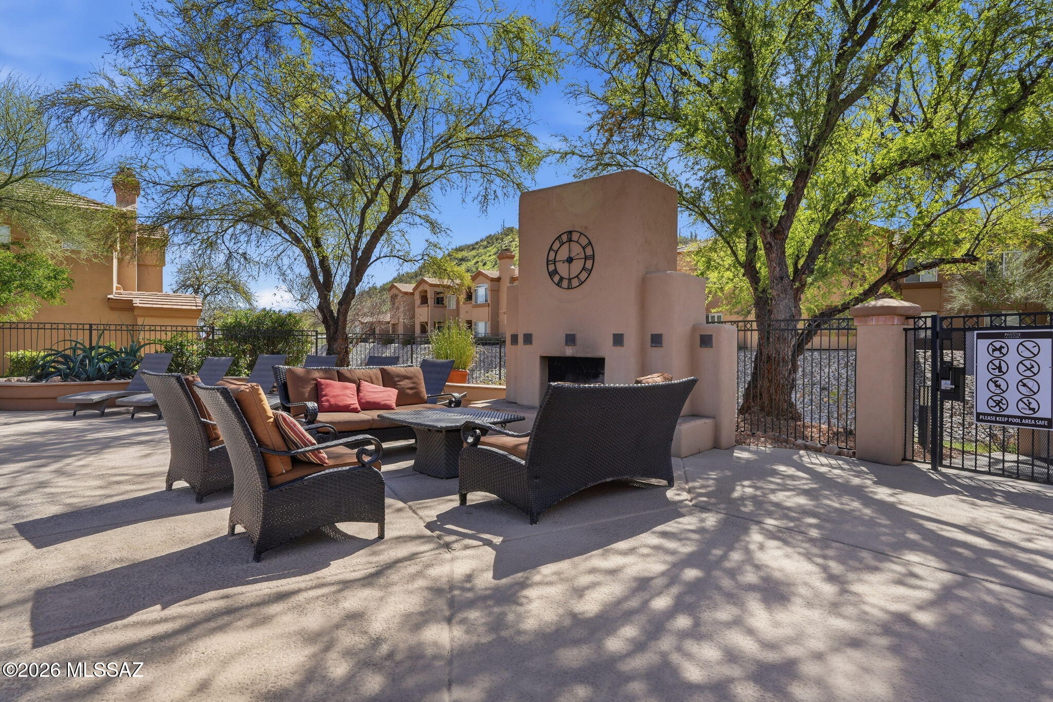 Pinnacle Canyon Condominium - Residential