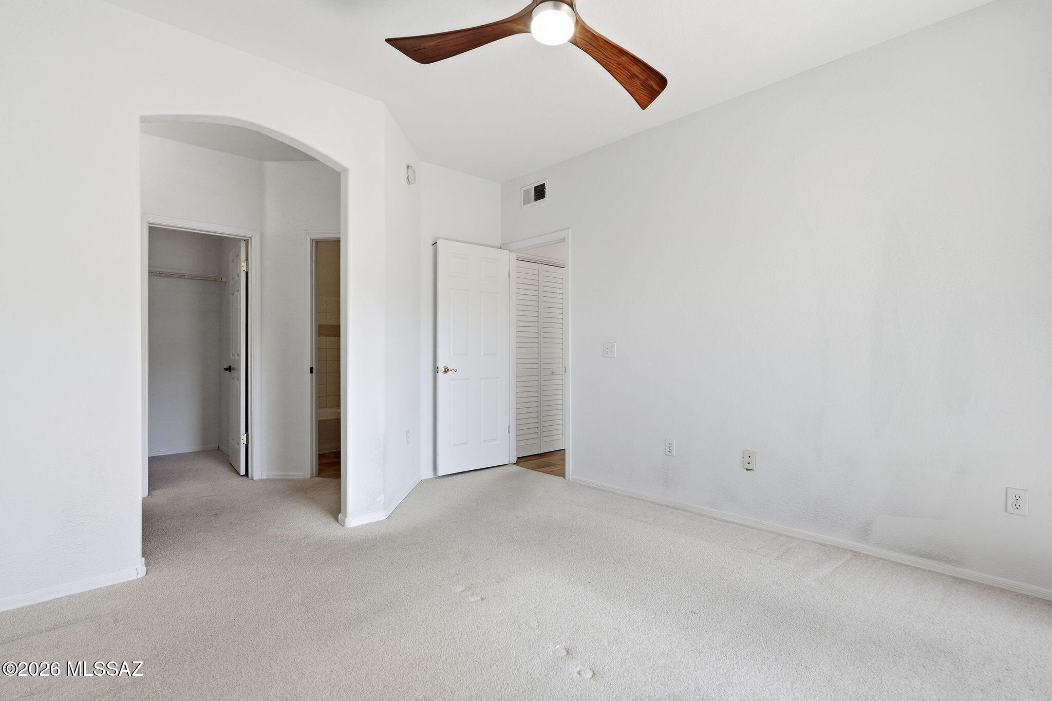Pinnacle Canyon Condominium - Residential