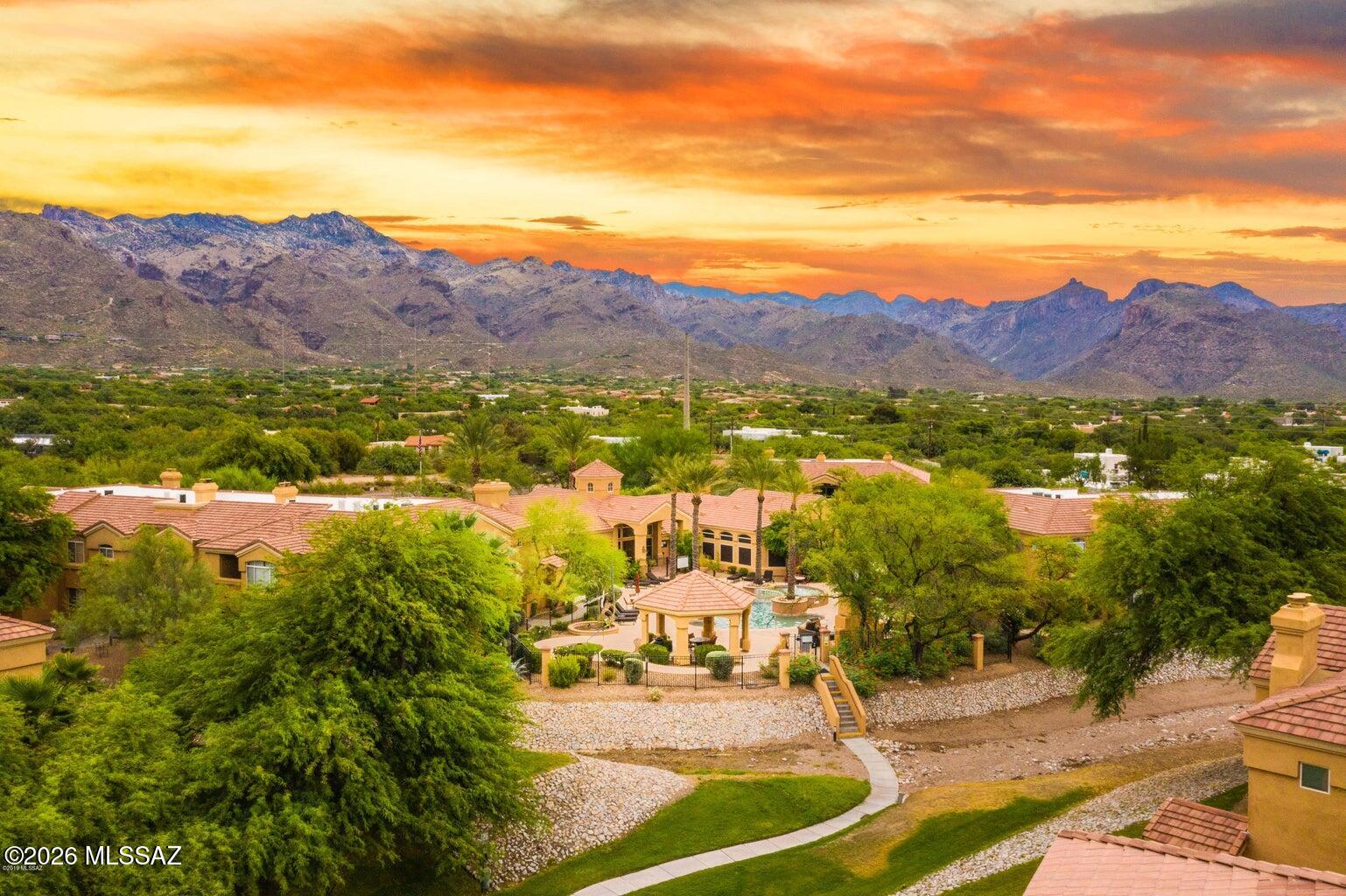 Pinnacle Canyon Condominium - Residential